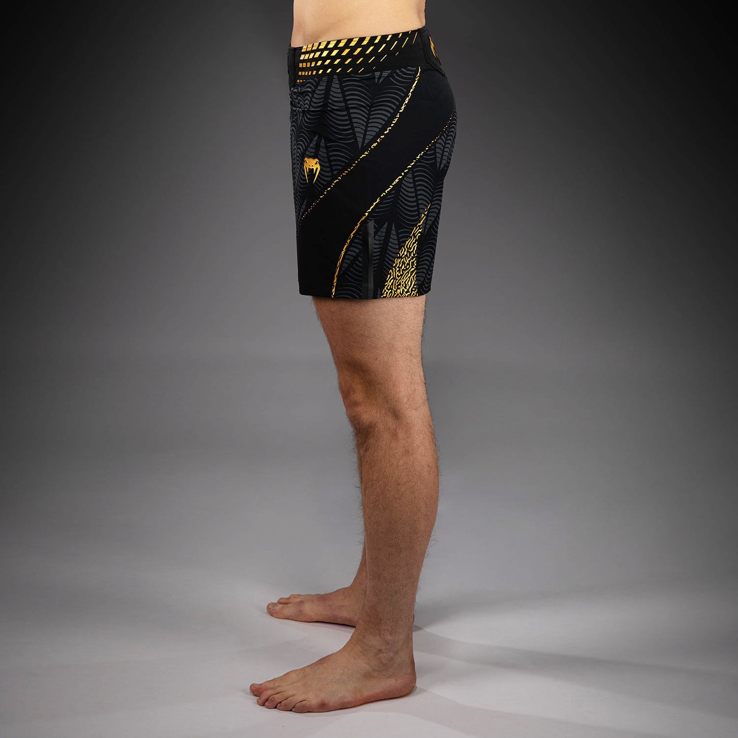 Short de combat coupe courte Homme Personnalisé UFC Zenith by Venum Authentic Fight Night - Champion - product-type_Shorts de MMA