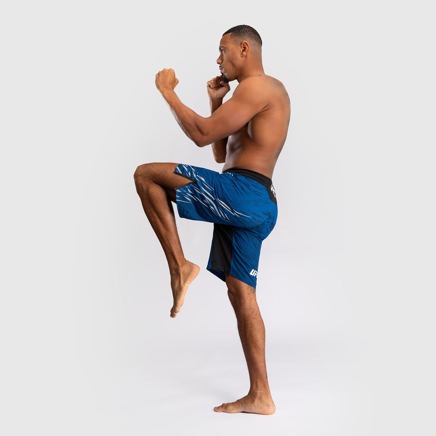 Shorts de Combat pour Hommes UFC Fusion by Venum Personnalisé Authentic Fight Night - Coupe Longue - Bleu - product-type_Shorts de MMA
