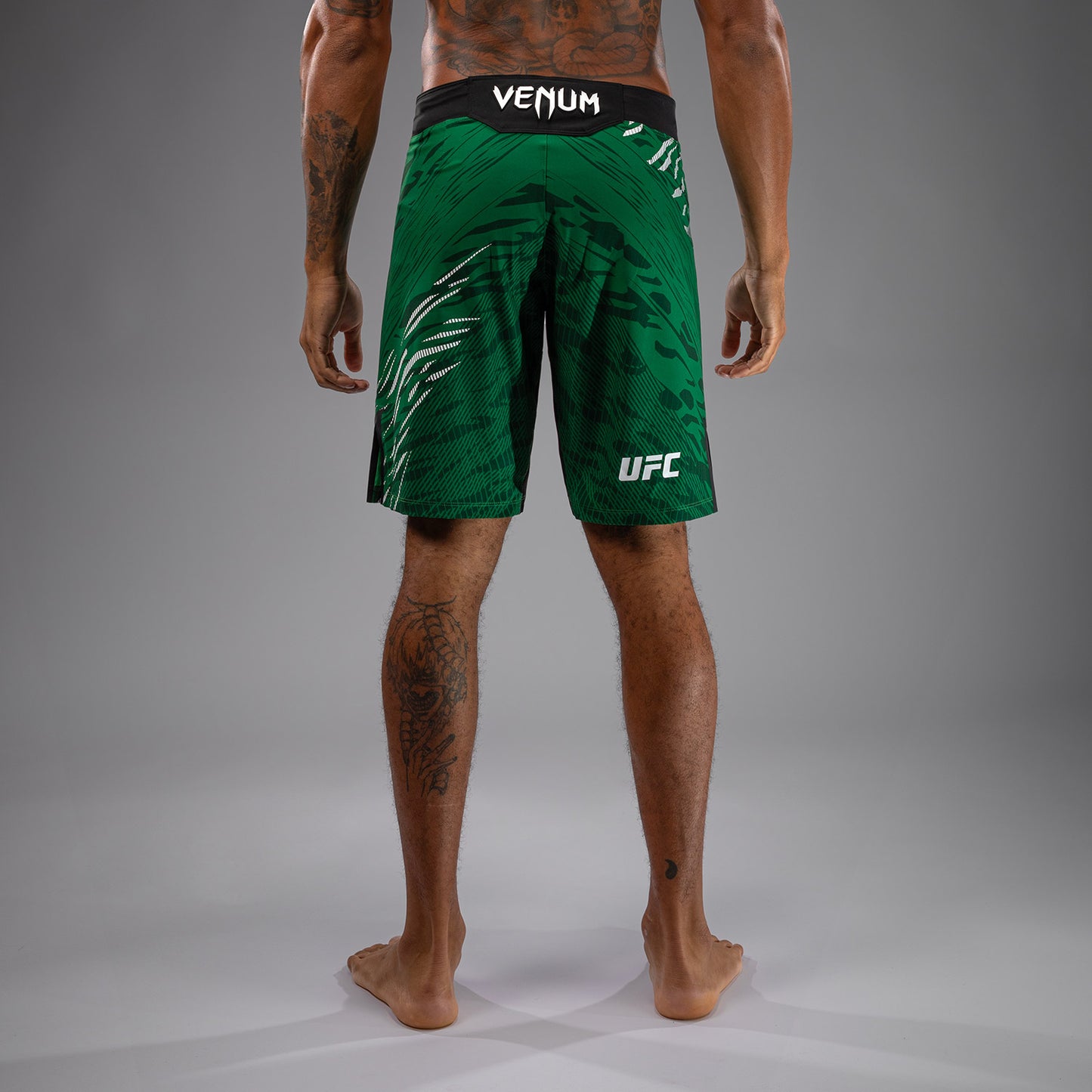 Shorts de Combat pour Hommes UFC Fusion by Venum Authentic Fight Night - Coupe Longue - Vert - product-type_Shorts de MMA