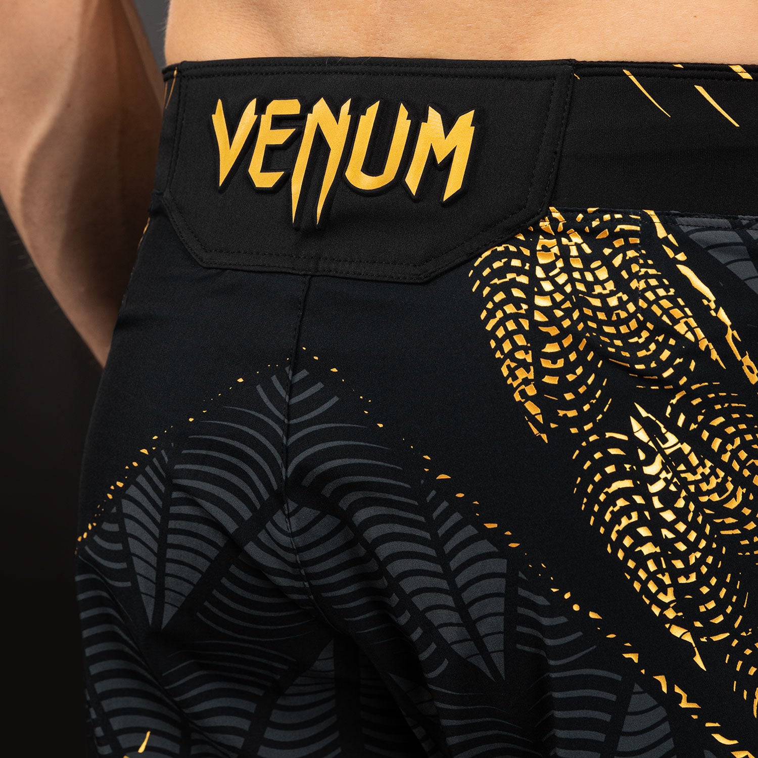 Short de combat coupe longue Homme UFC Zenith by Venum Authentic Fight Night - Champion - product-type_Shorts de MMA
