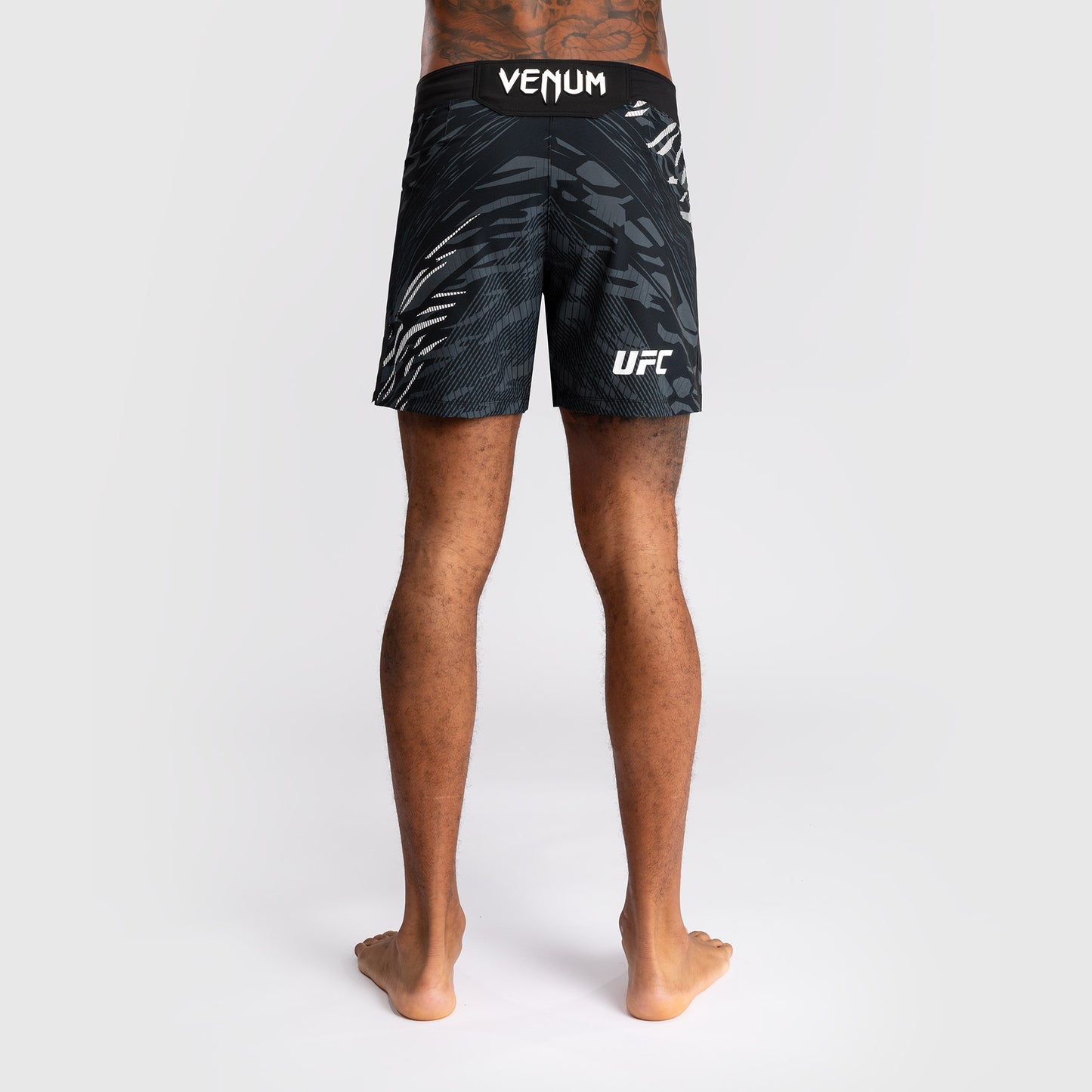 Shorts de Combat pour Hommes UFC Fusion by Venum Personnalisé Authentic Fight Night - Coupe Courte - Noir - product-type_Shorts de MMA