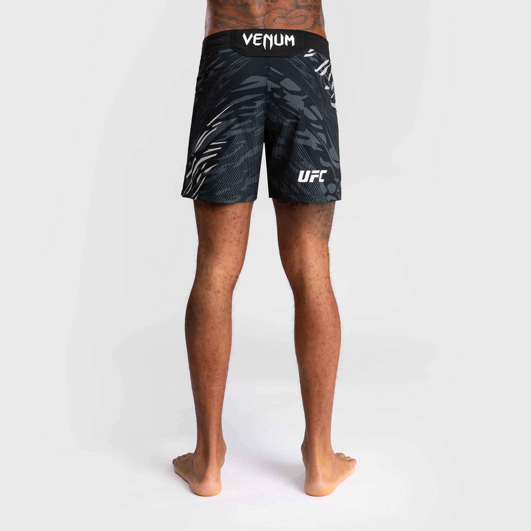 Shorts de Combat pour Hommes UFC Fusion by Venum Personnalisé Authentic Fight Night - Coupe Courte - Noir - product-type_Shorts de MMA