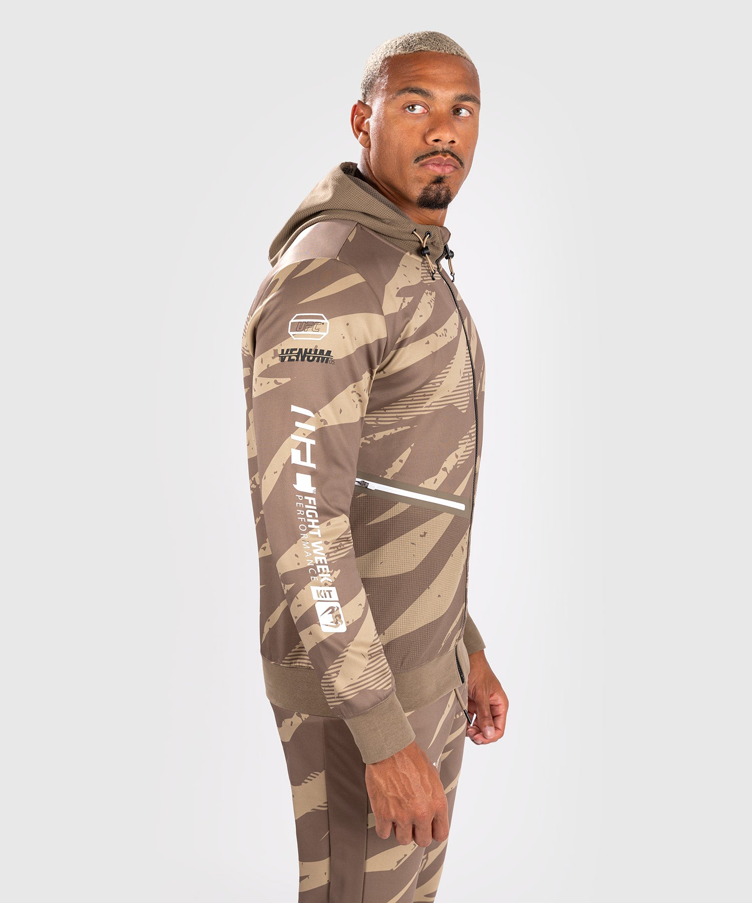 Veste À Capuche Zippé pour Hommes UFC Adrenaline by Venum Fight Week - Desert Camo - product-type_Vestes