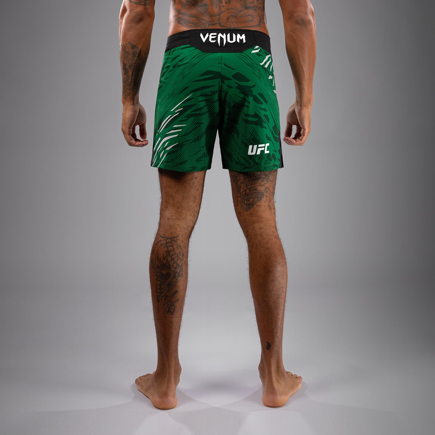 Shorts de Combat pour Hommes UFC Fusion by Venum Authentic Fight Night - Coupe Courte - Vert - product-type_Shorts de MMA