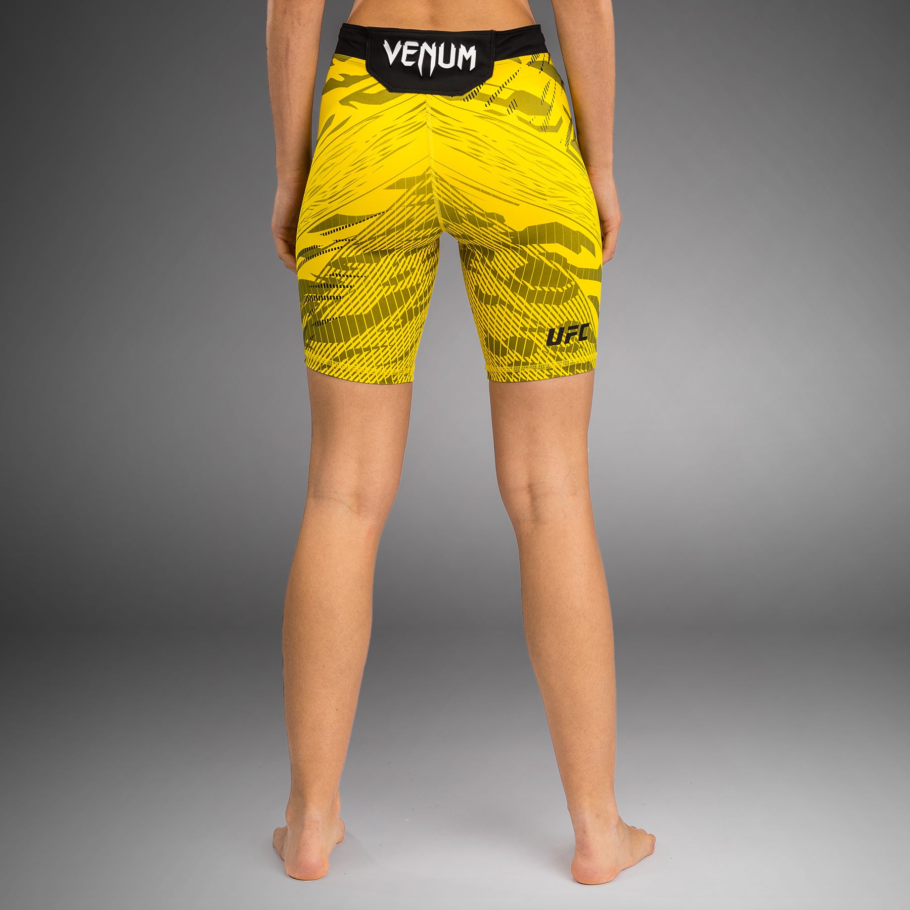 Short de compression pour Femmes UFC Fusion by Venum Authentic Fight Night - Coupe Longue - Jaune - product-type_Shorts de compression