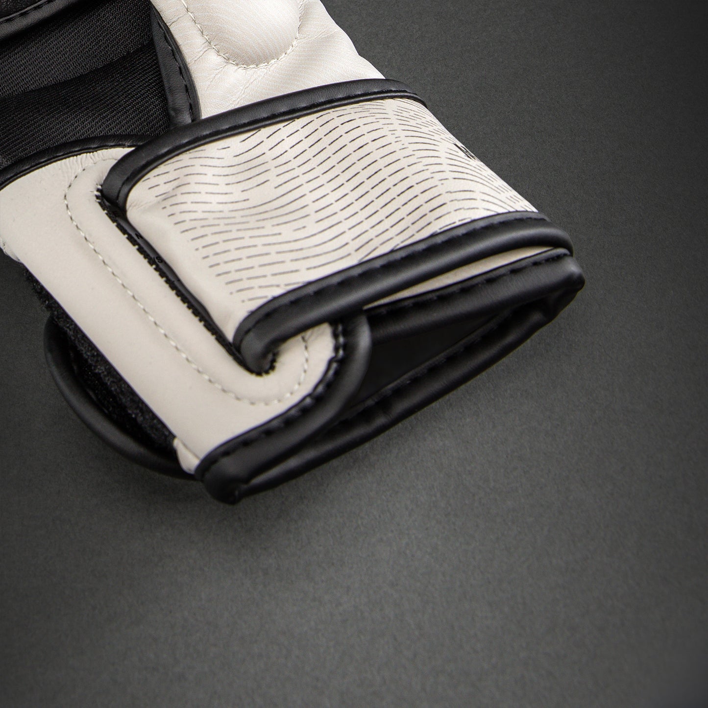 Gants de sparring Venum Galactic 3.0 - Blanc cassé/Noir