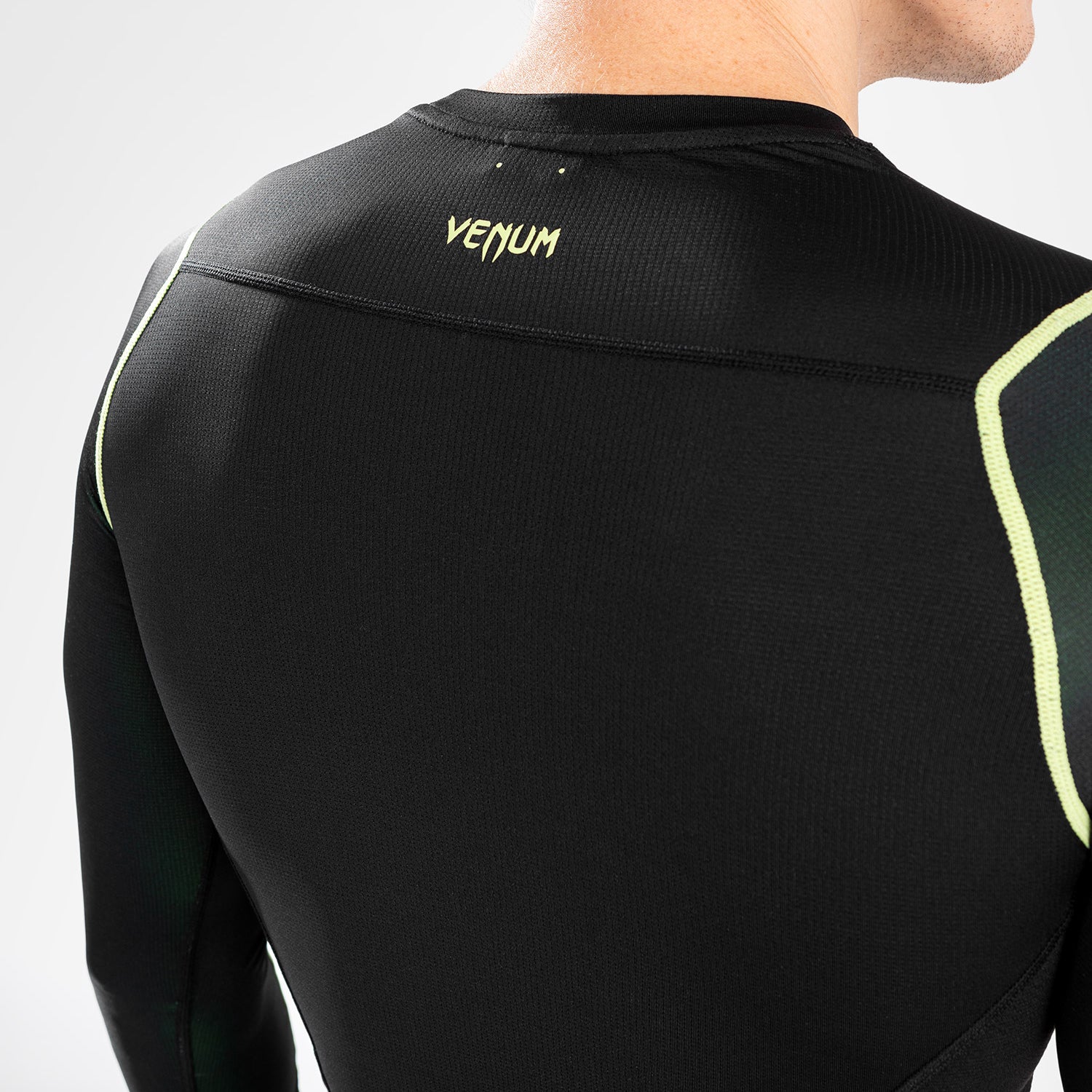 Rashguard Hommes - Manches longues Venum Fusion 2.0 - Noir/Jaune - product-type_T-Shirts de Compression