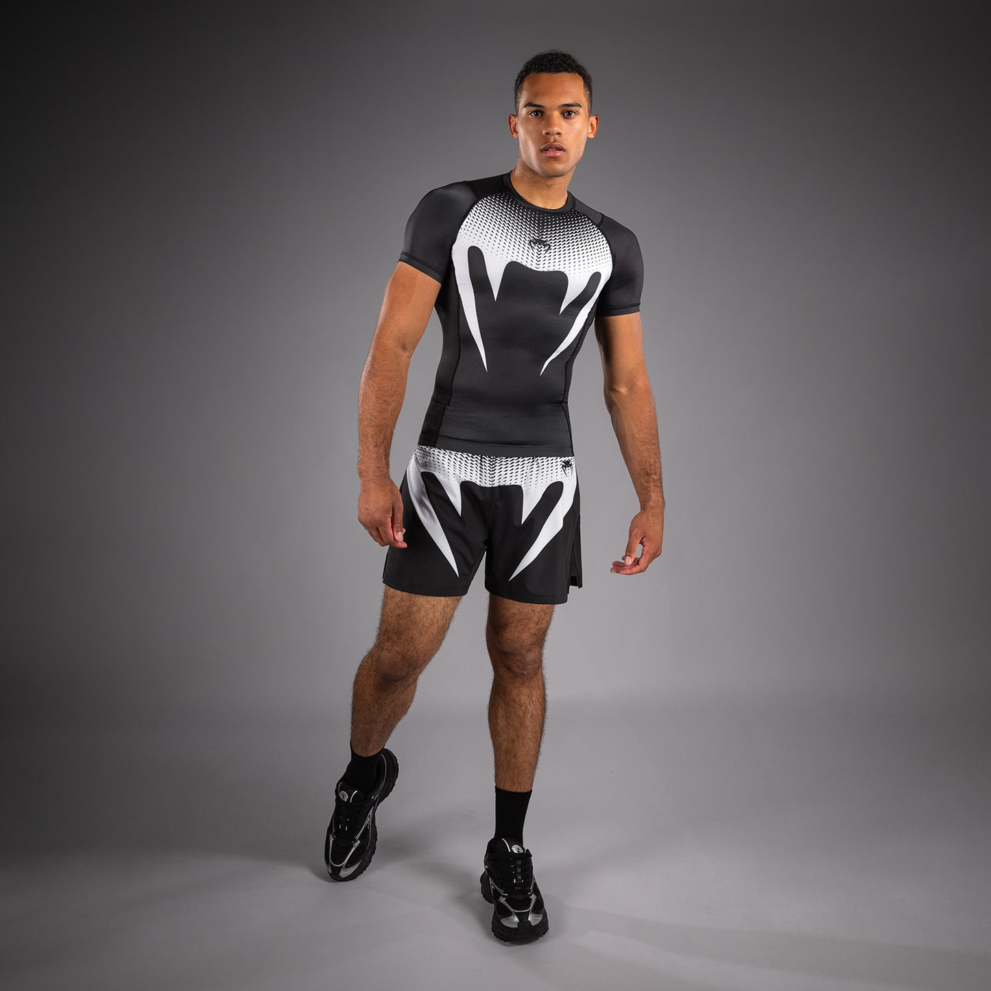 Rashguard Venum No Gi - Noir/Blanc