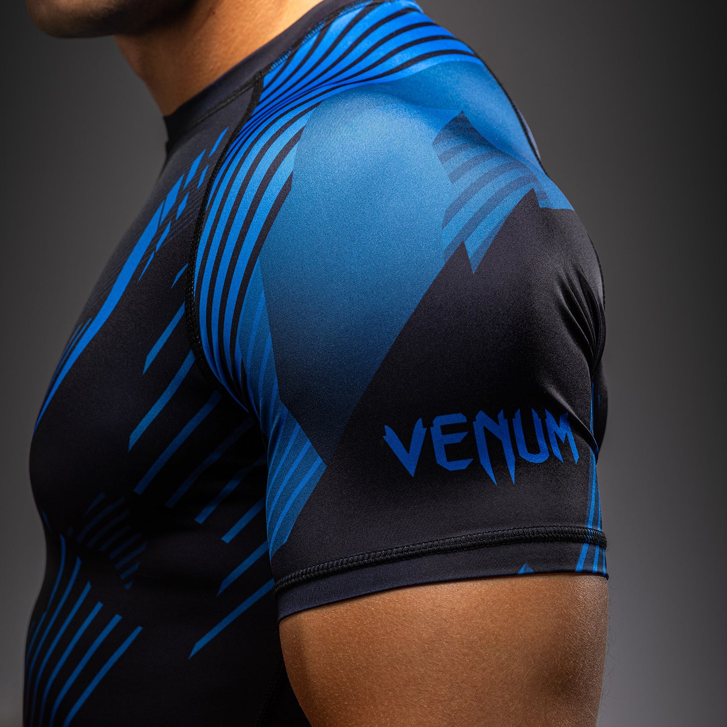 Rashguard à Manches Courtes Venum No-Gi 6.0 - Noir/Bleu