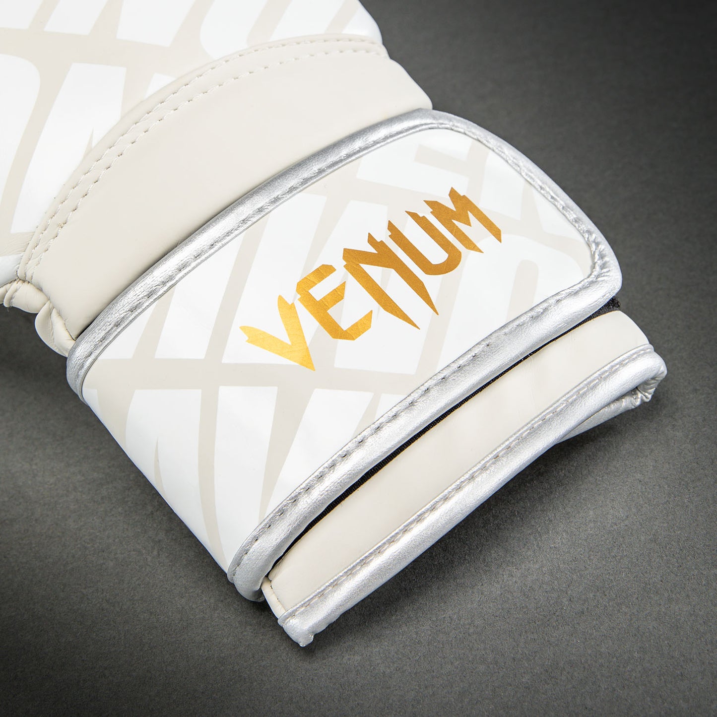 Gants de Boxe Venum Contender 1.5XT - Beige Clair/Crème Blanc