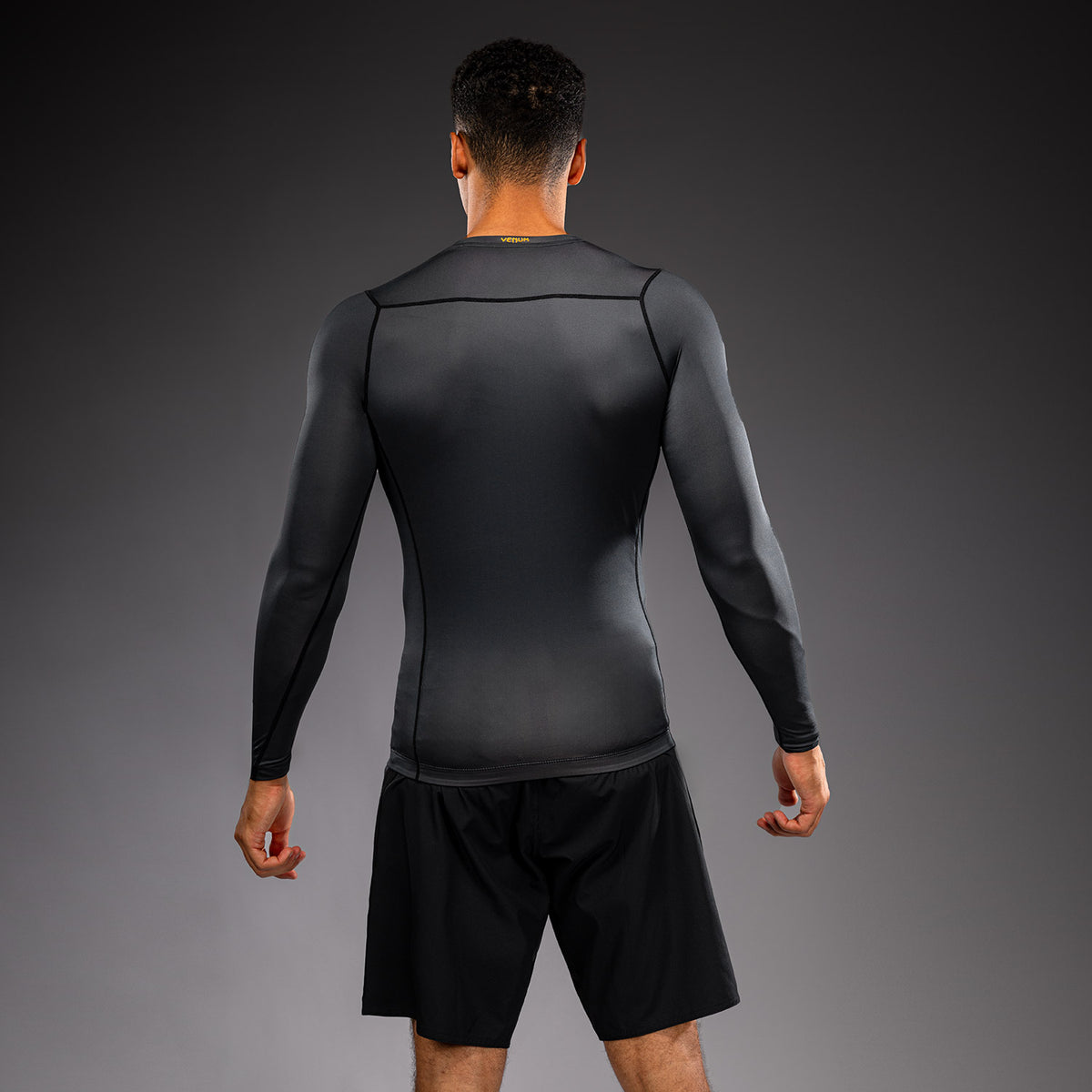 Rashguard manches longues Venum Attack - Noir/Or