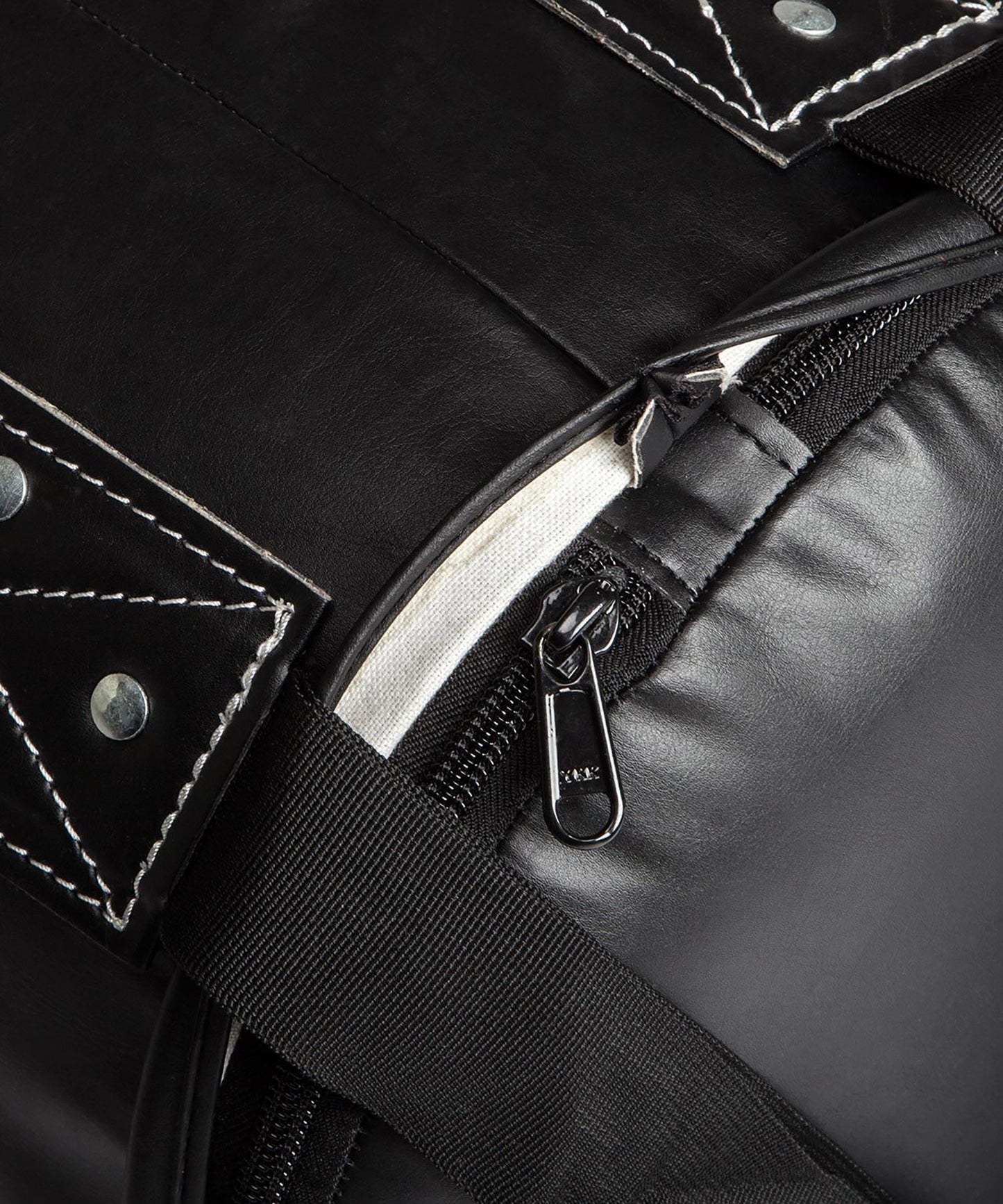 Sac de Frappe Venum Challenger + Crochet de Fixation - Noir/Blanc - Plein - 130cm - product-type_Sacs de frappe