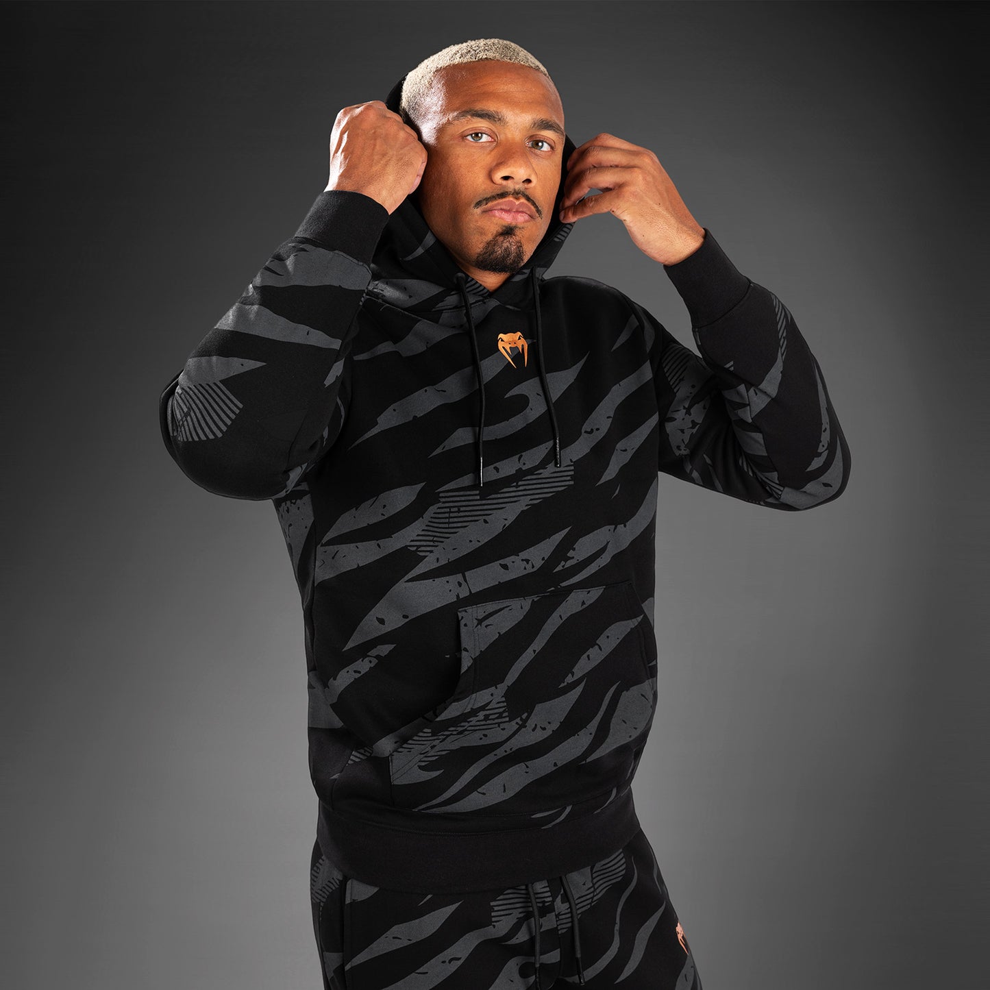 Sweatshirt À Capuche pour Hommes UFC Adrenaline by Venum Fight Week - Urban Camo - product-type_Sweatshirts