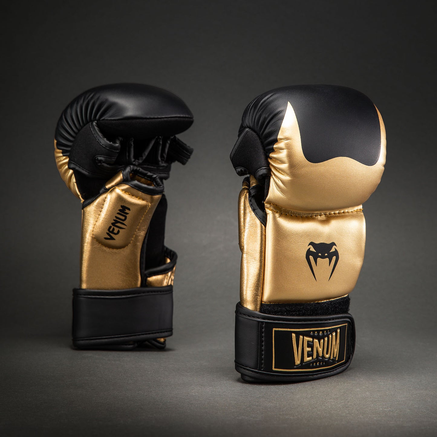 Gants de Sparring Venum Attack 2.0 – Or/Noir