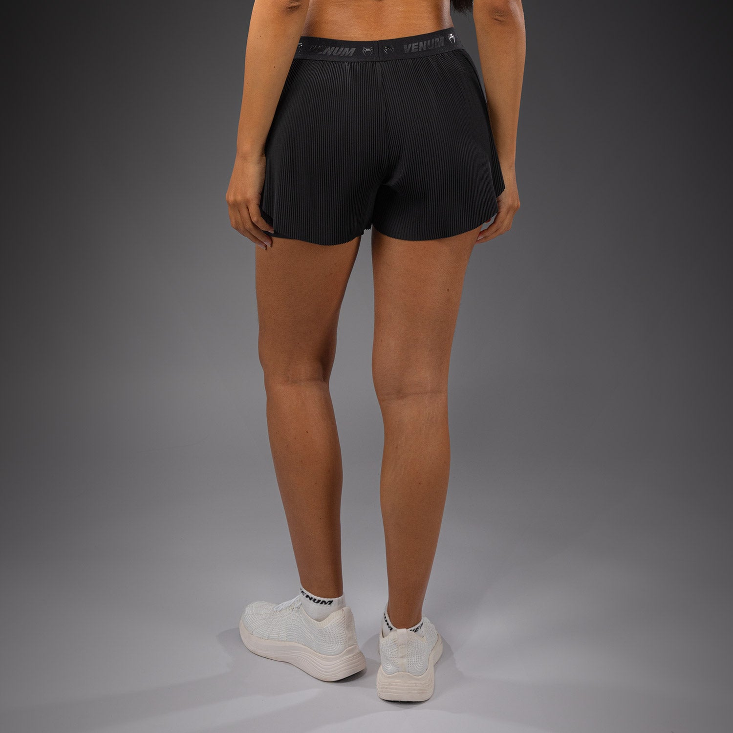 Short de Training pour Femmes Venum Flowfit - Noir - product-type_Shorts de training