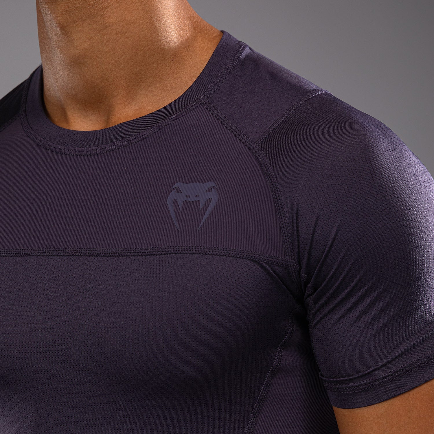 Rashguard à Manches Courtes Venum G-Fit Air pour Hommes - Violet Intense - product-type_T-Shirts de Compression