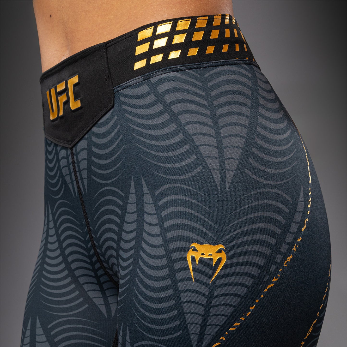 Short de compression coupe courte Femme Personnalisé UFC Zenith by Venum Authentic Fight Night - Champion