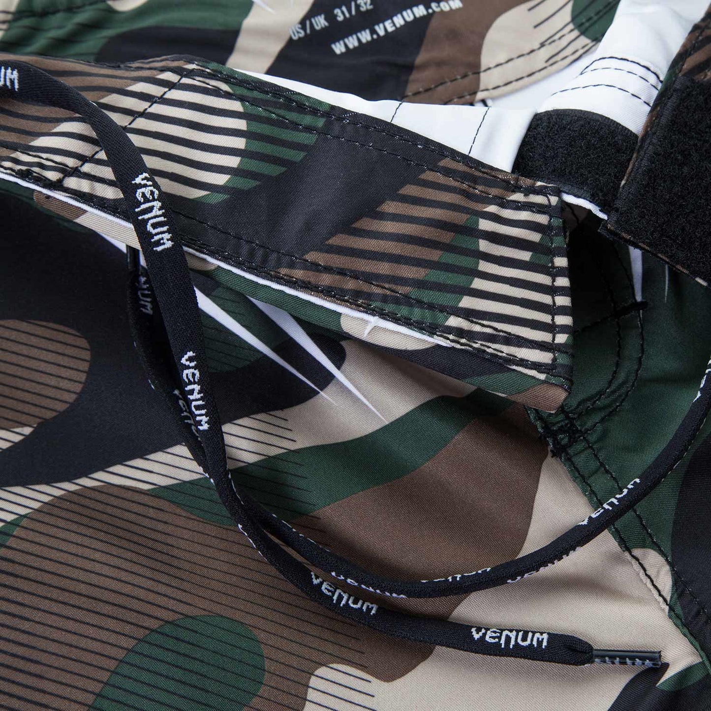 Fightshort Venum Camo Hero - Vert/Marron - product-type_Shorts de MMA