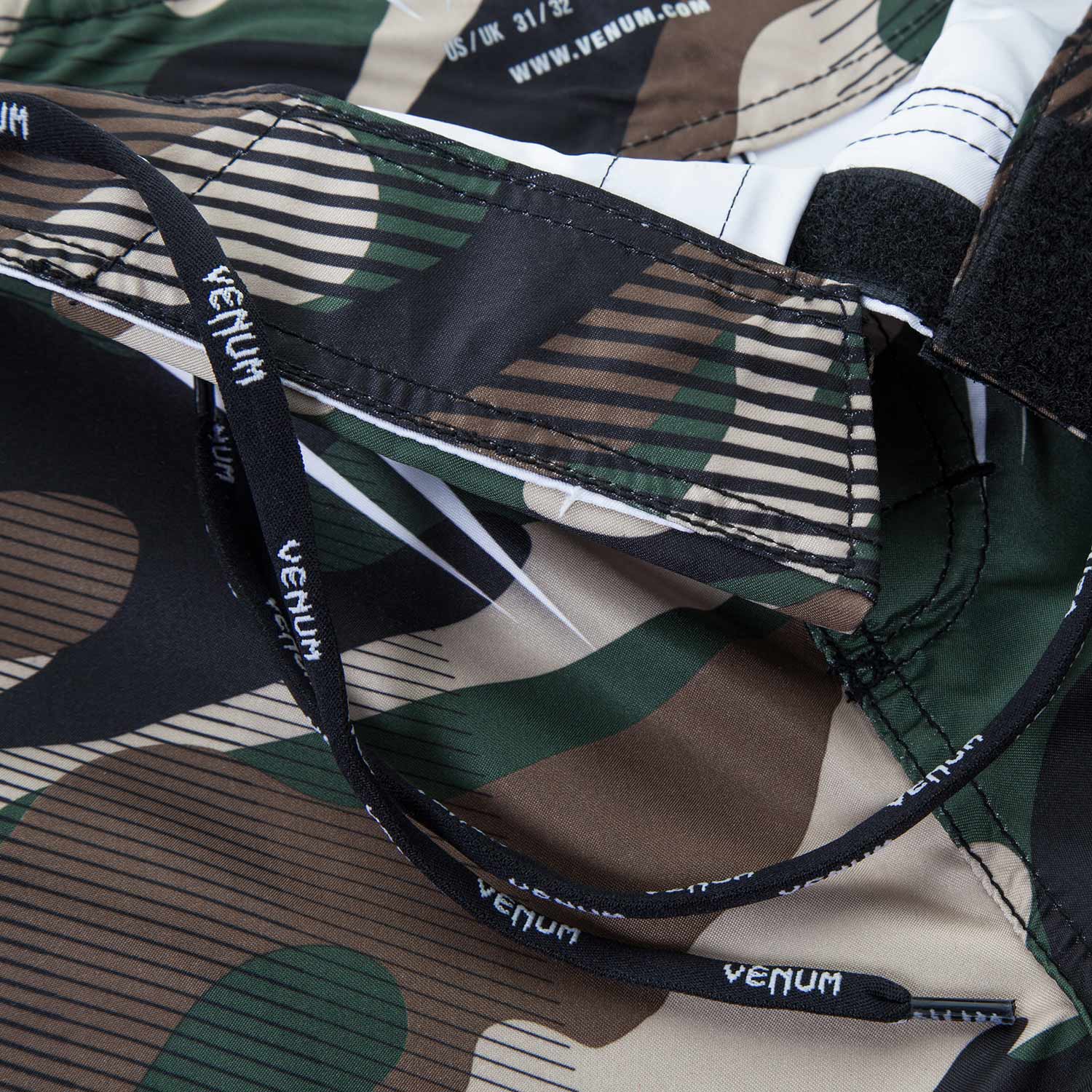 Fightshort Venum Camo Hero - Vert/Marron - product-type_Shorts de MMA