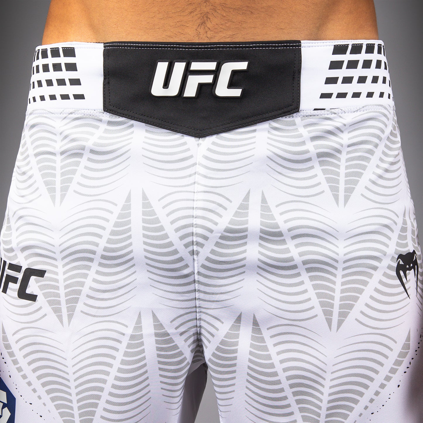 Short de combat coupe courte Homme UFC Zenith by Venum Authentic Fight Night - Blanc - product-type_Shorts de MMA