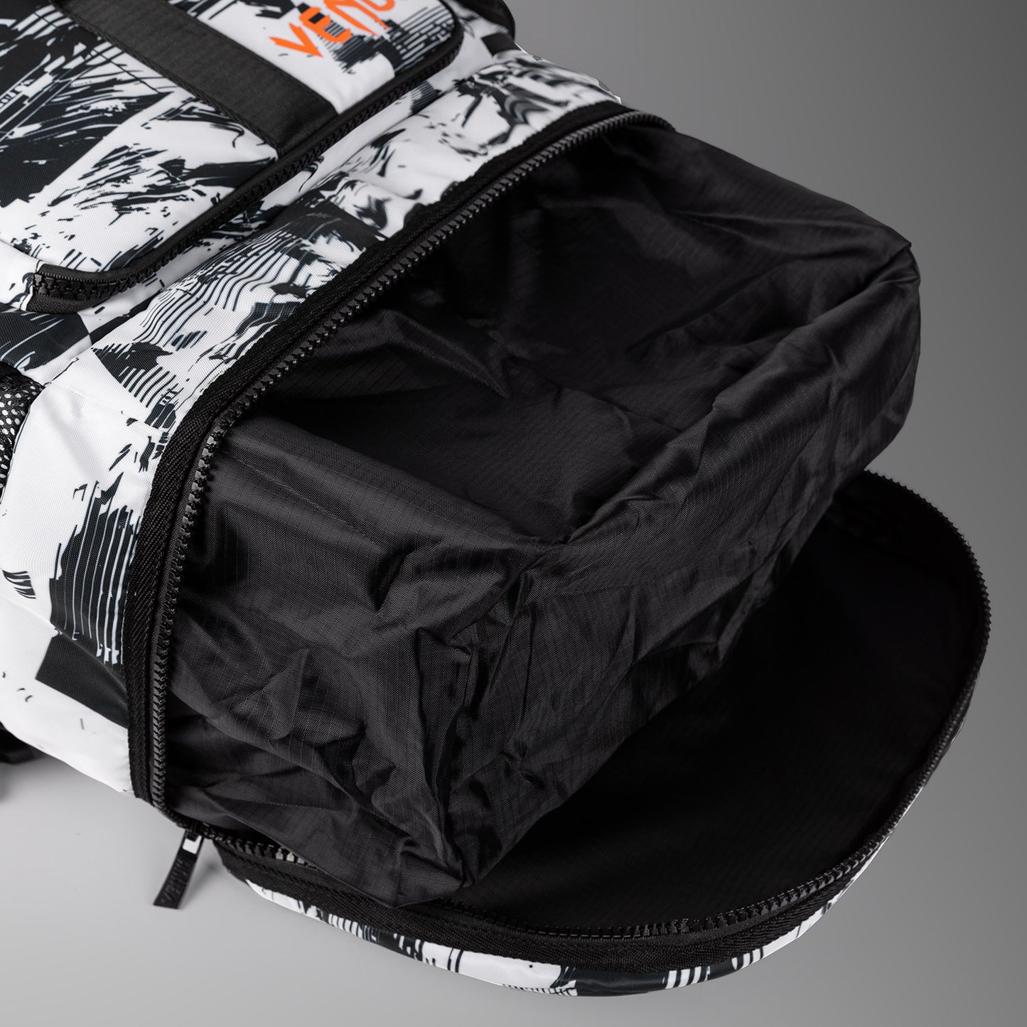 Sac de sport UFC Zenith by Venum Authentic Fight Week - Blanc