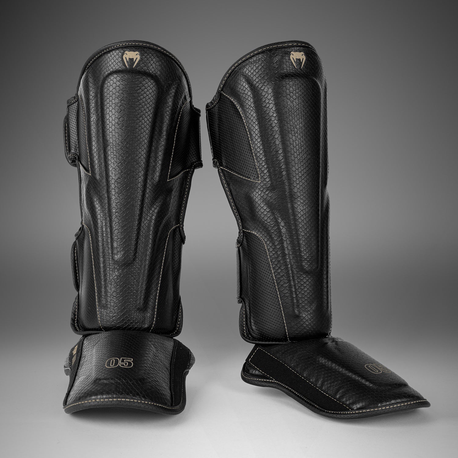 Protège-tibias Venum Impact Evo Scales – Noir - product-type_Protège-tibias