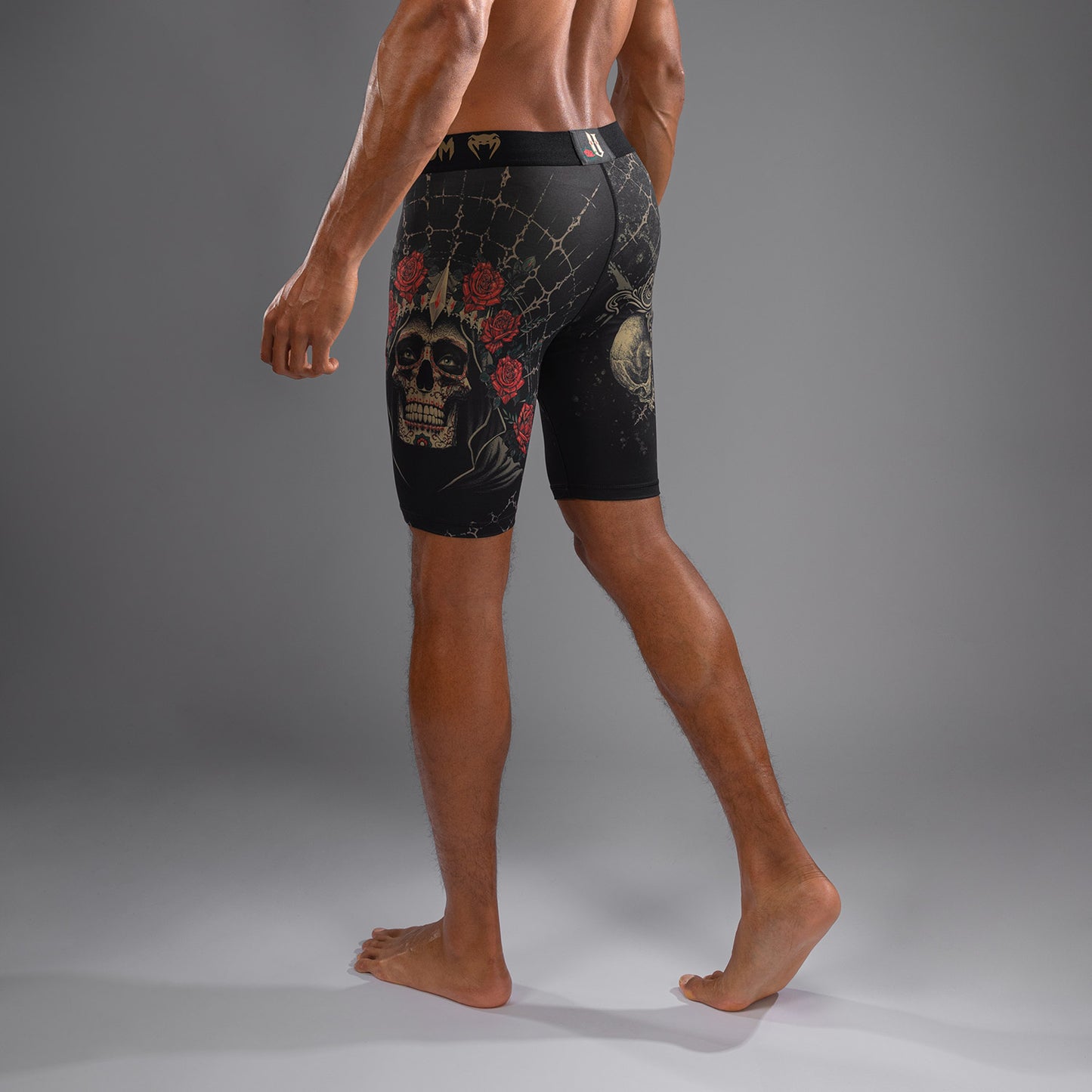 Short de compression pour Hommes Venum Santa Muerte 5.0 - Noir Profond/Or - product-type_Shorts de compression
