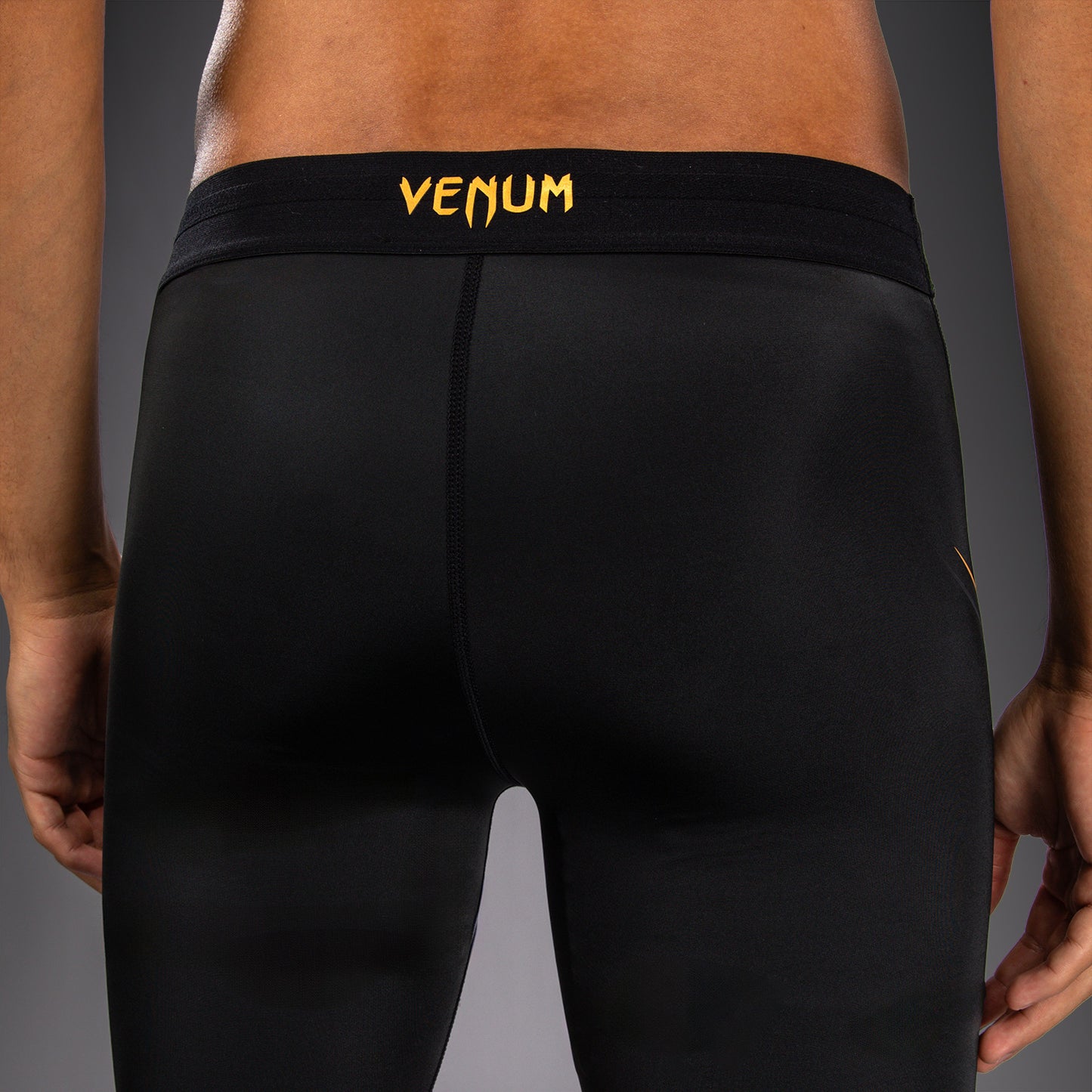Short de Compression Venum G-Core - Noir/Or