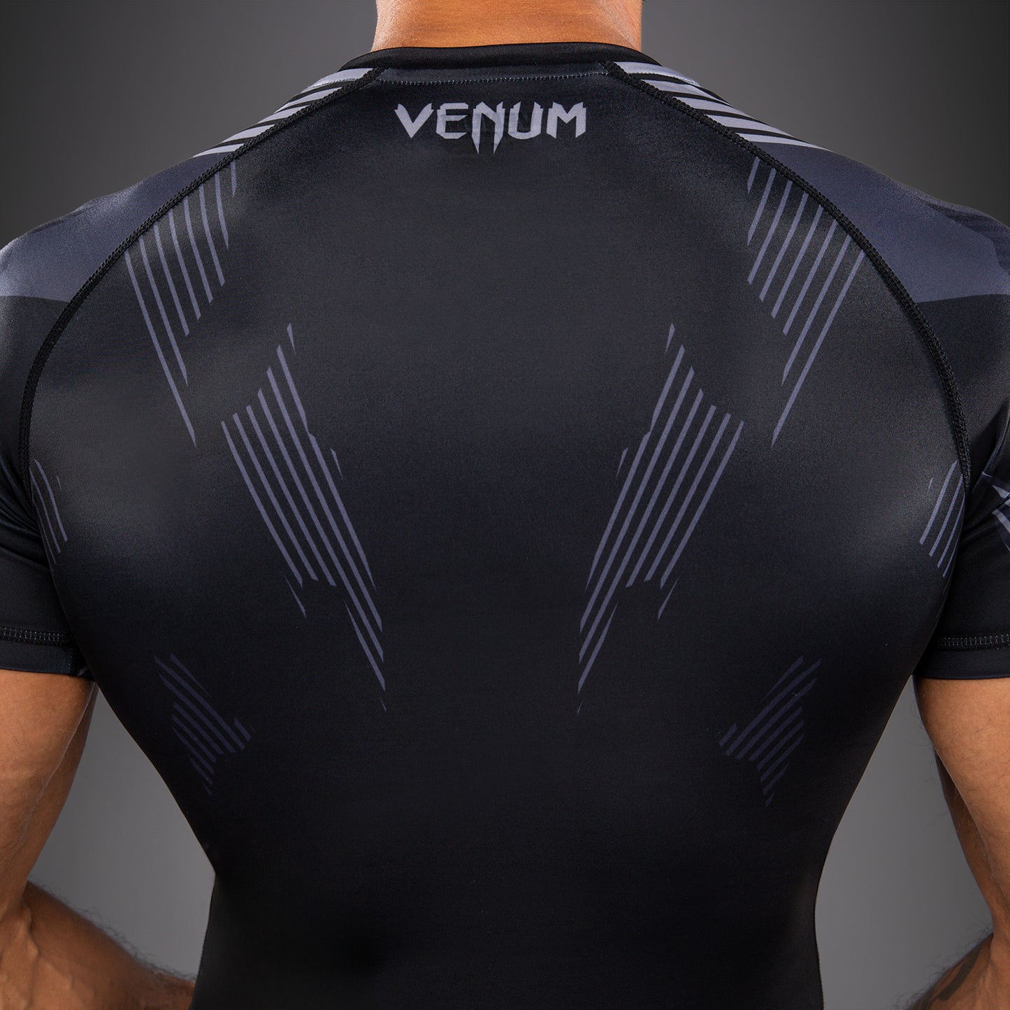 Rashguard à Manches Courtes Venum No-Gi 6.0 - Noir/Gris