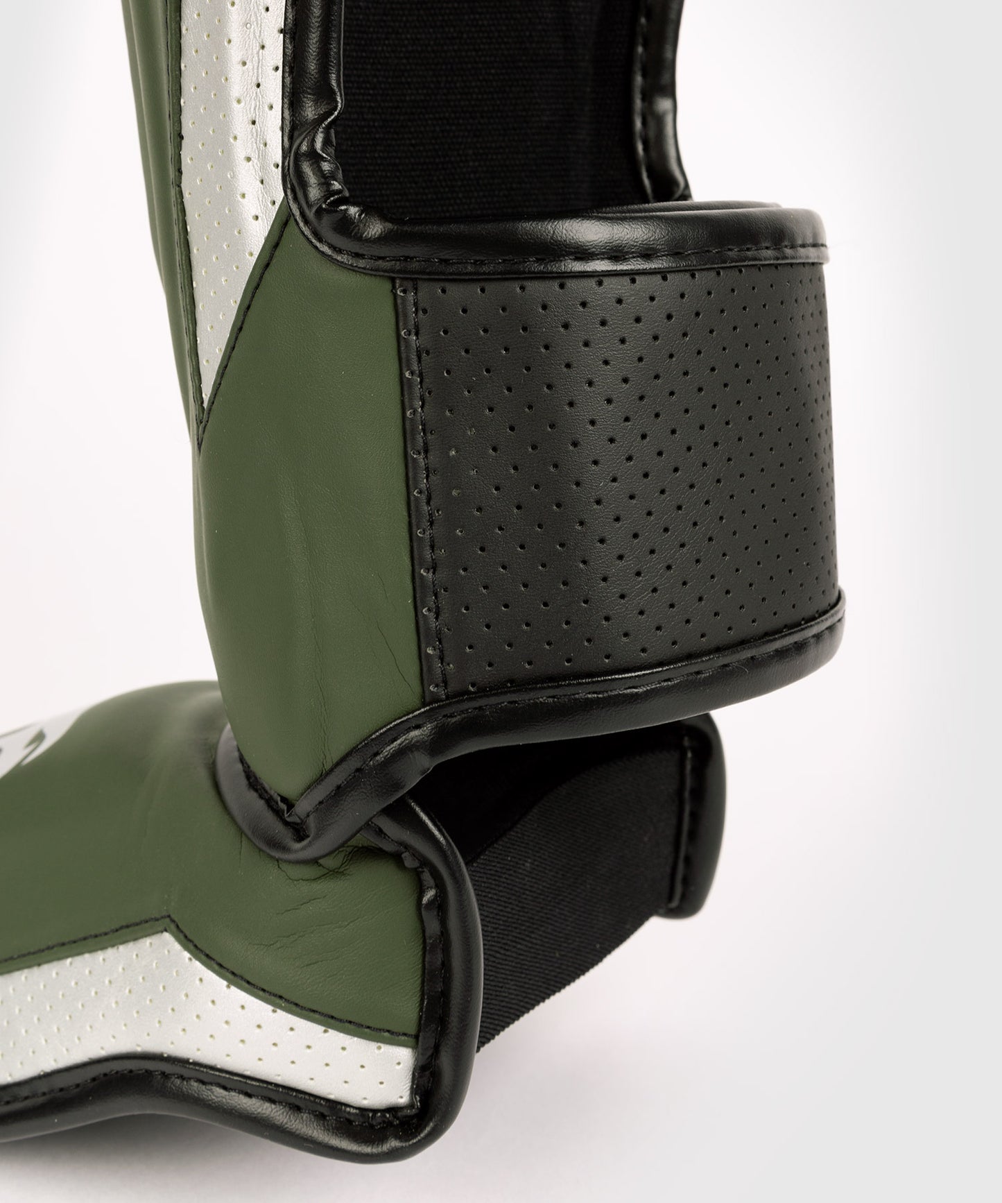 Protège-Tibias Venum Elite Evo - Kaki/Argent - product-type_Protège-tibias