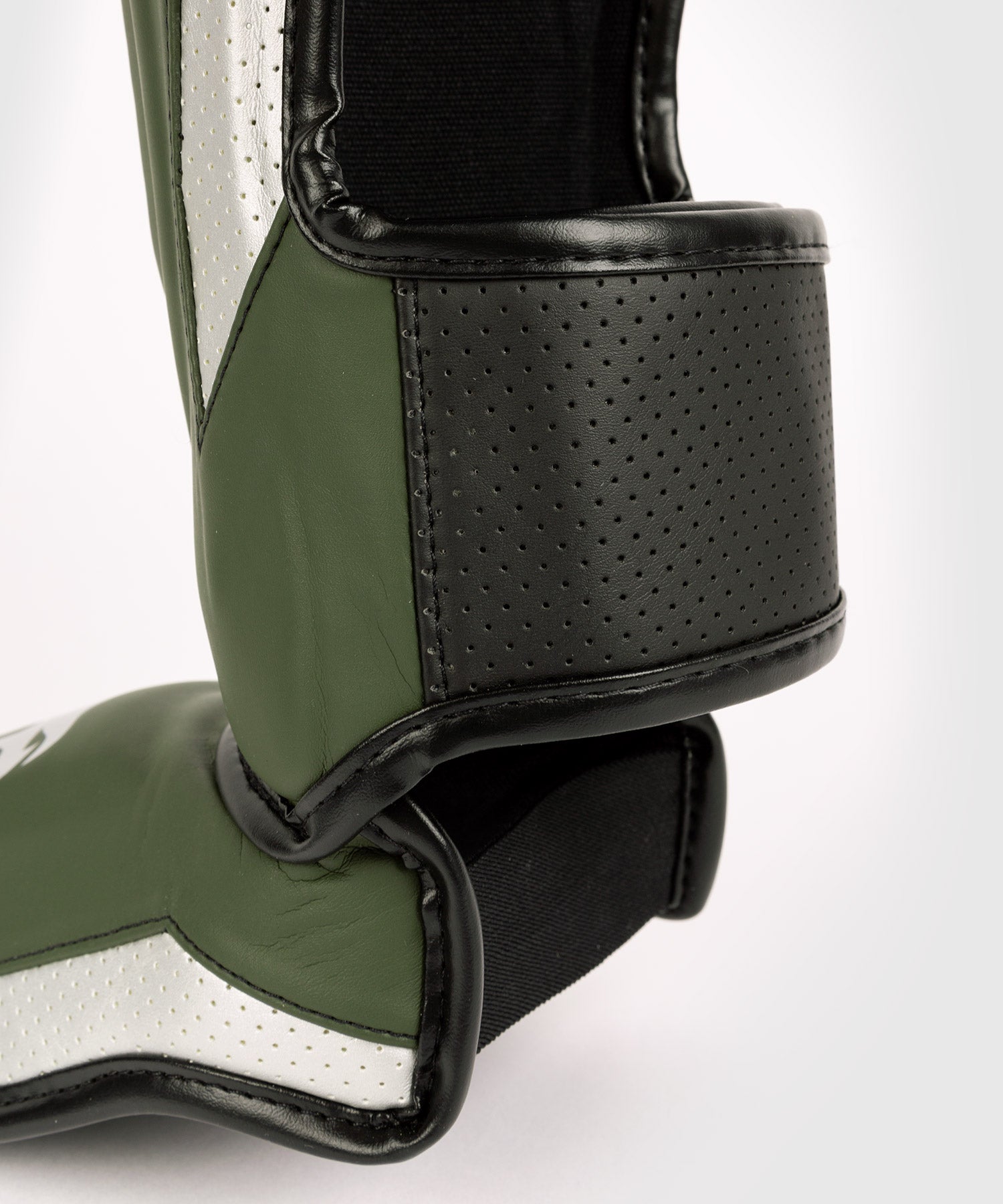 Protège-Tibias Venum Elite Evo - Kaki/Argent - product-type_Protège-tibias