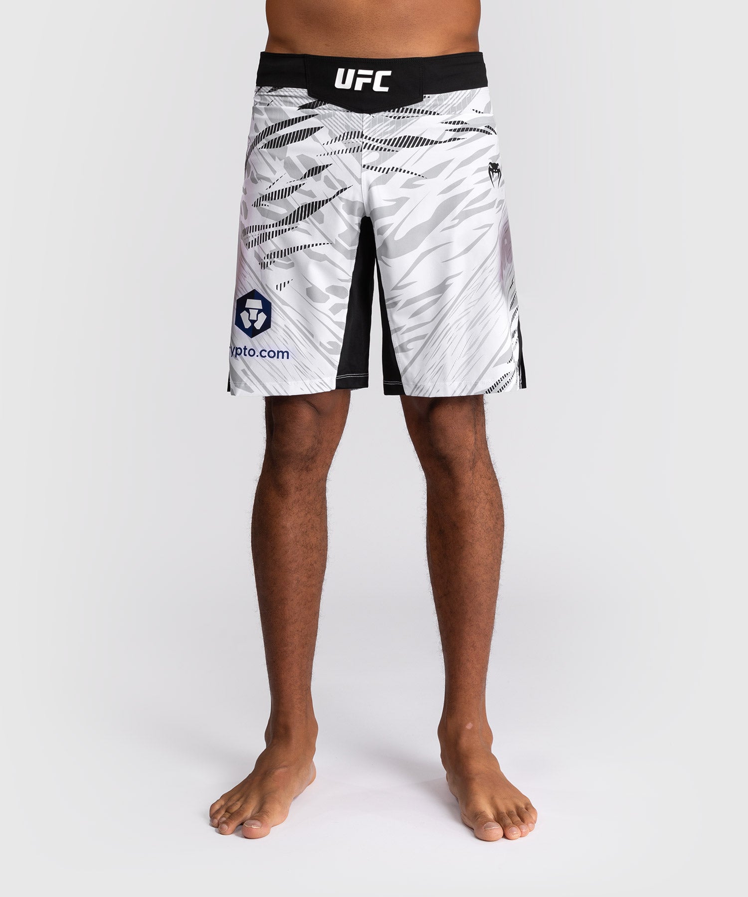 Shorts de Combat pour Hommes UFC Fusion by Venum Authentic Fight Night - Coupe Longue - Blanc - product-type_Shorts de MMA
