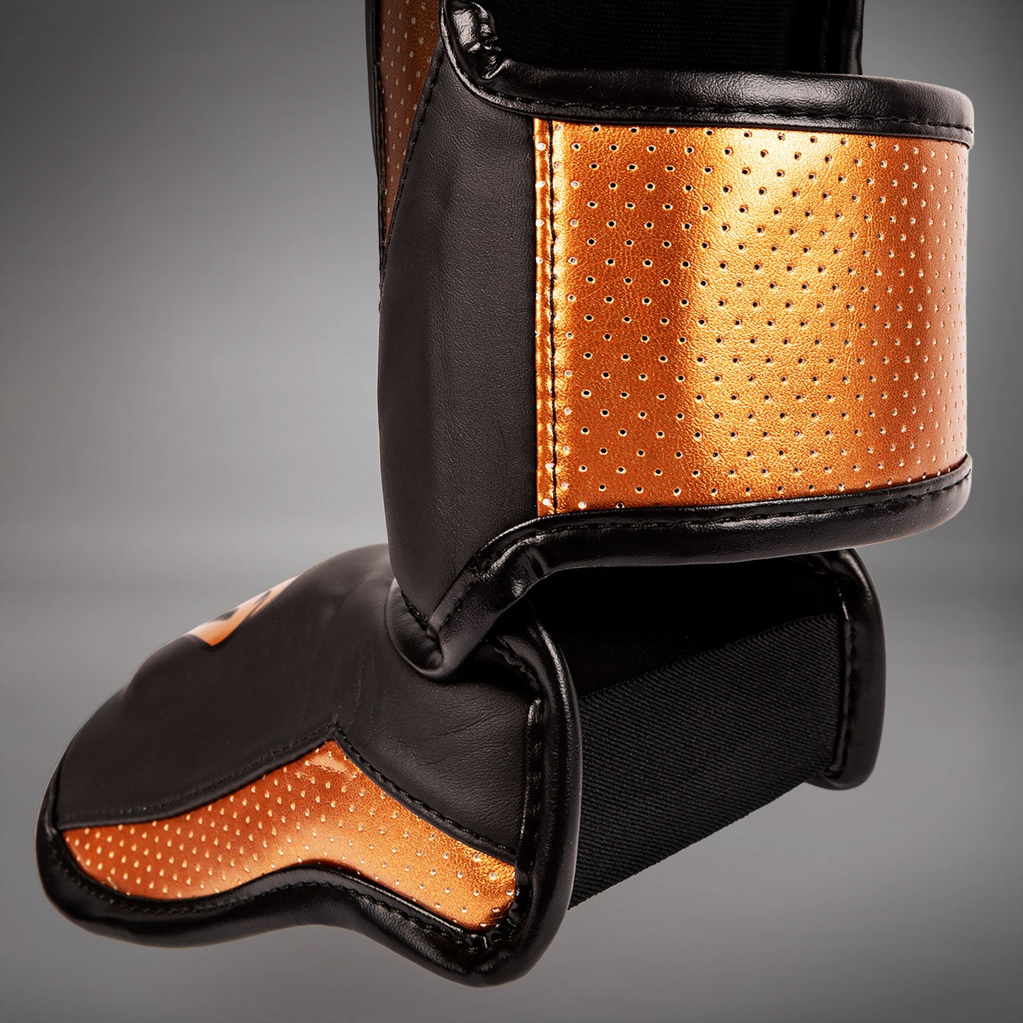 Protège-Tibias Venum Elite Evo - Noir/Bronze - product-type_Protège-tibias