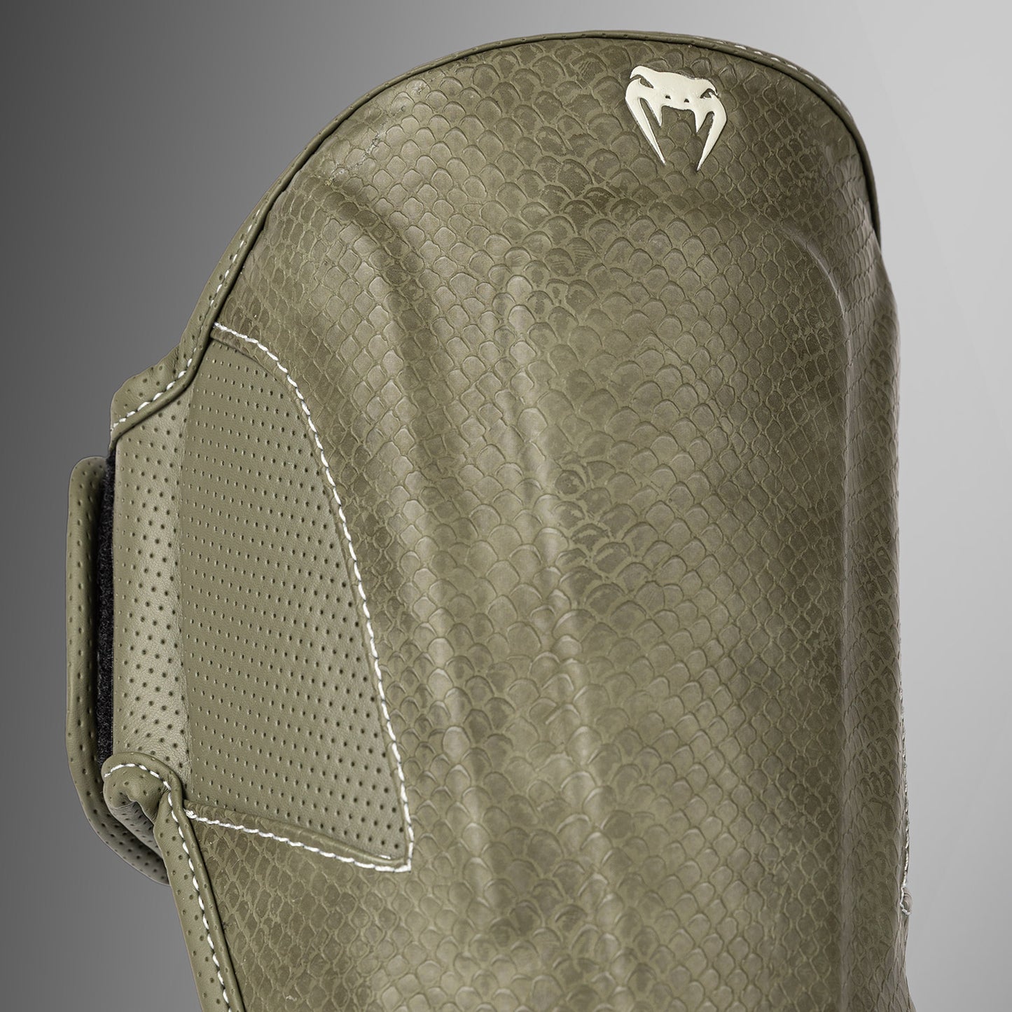 Protège-tibias Venum Impact Evo Scales – Vert Armée - product-type_Protège-tibias