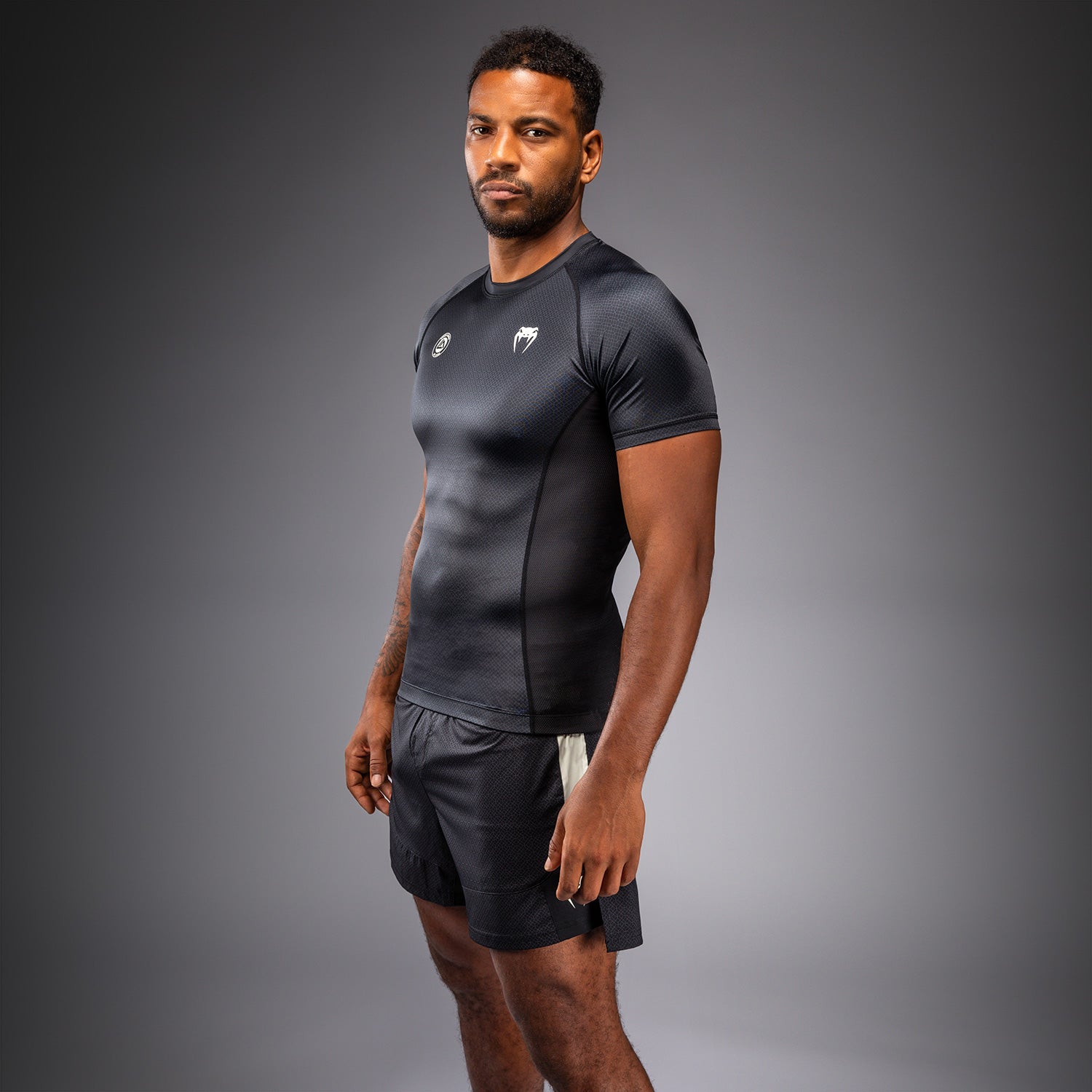 Rashguard à Manches Courtes Venum x Roger Gracie Academy - Noir - product-type_T-Shirts de Compression
