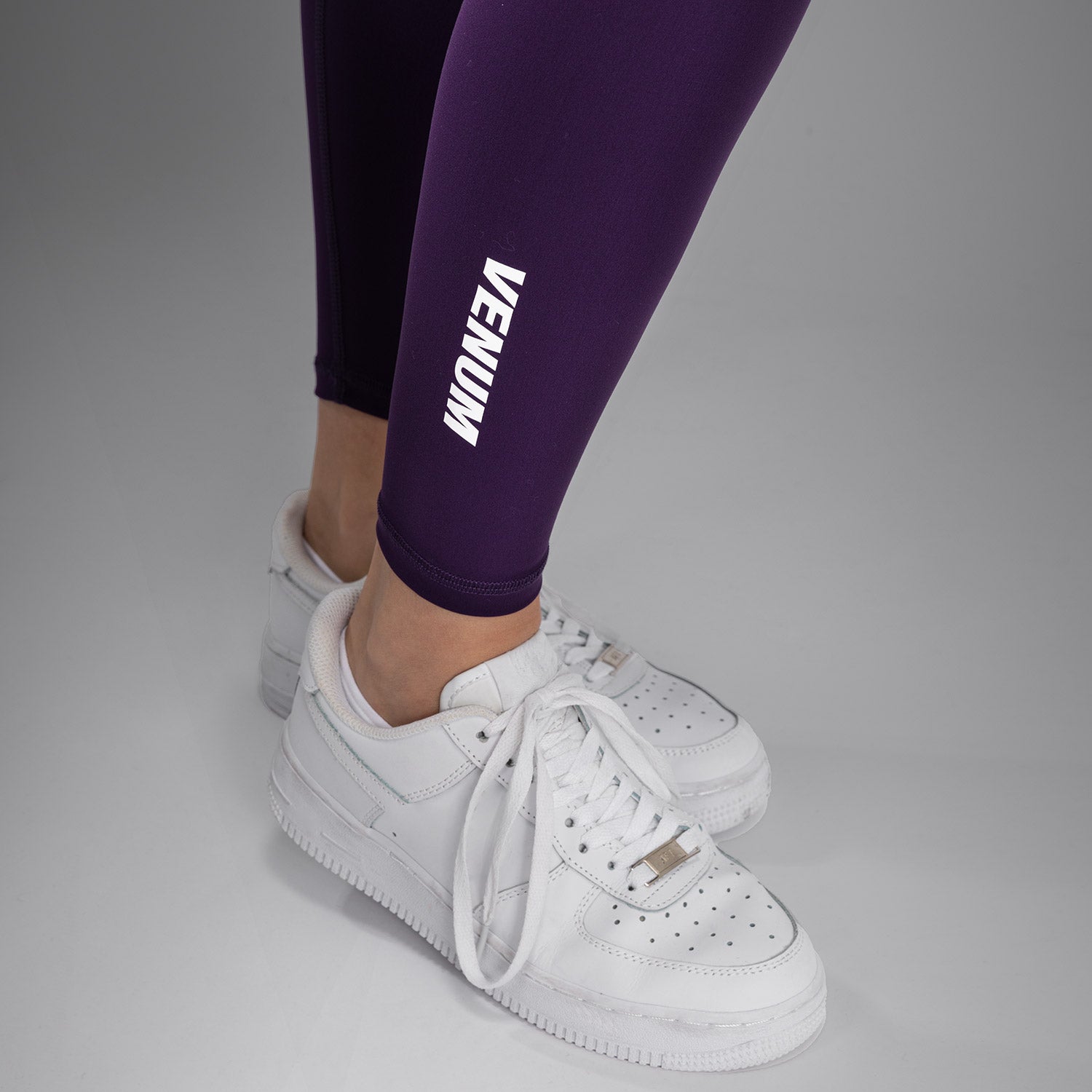 DKNY Legging de sport pour femme - Sans couture - Taille haute - Violet DKNY Legging de sport pour femme - Sans couture - Taille haute - Violet