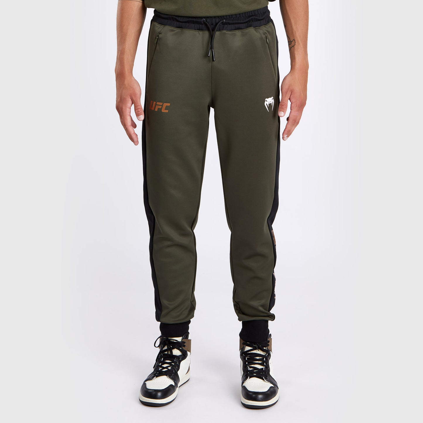 Pantalon de jogging de performance pour Hommes UFC Adrenaline by Venum Fight Week - Kaki/Bronze - product-type_Pantalons de jogging