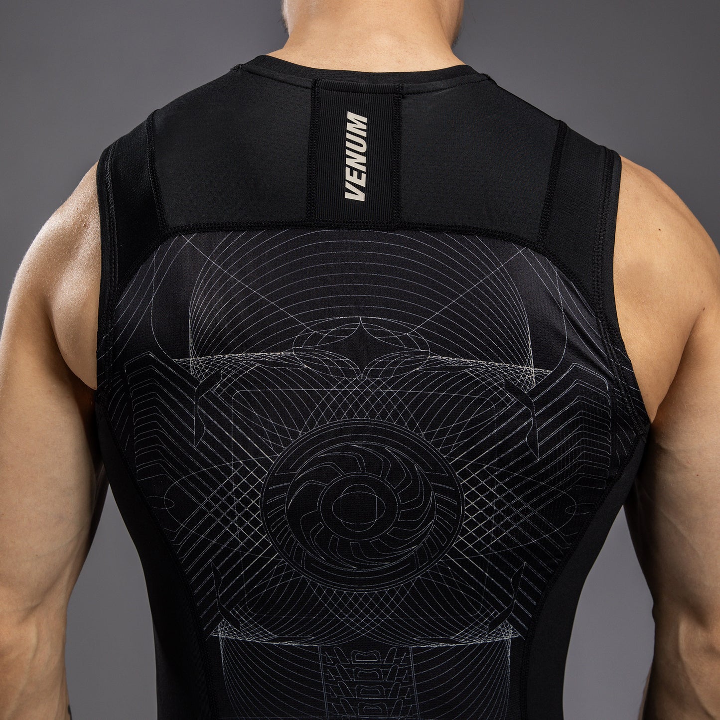Rashguard sans Manches Venum G-Fit Air pour Hommes - Noir Intense/Sable Désert - product-type_T-Shirts de Compression