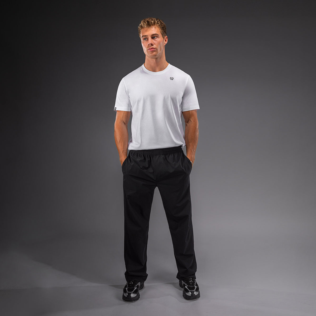 Pantalon droit Venum Essential Woven Straight - Noir