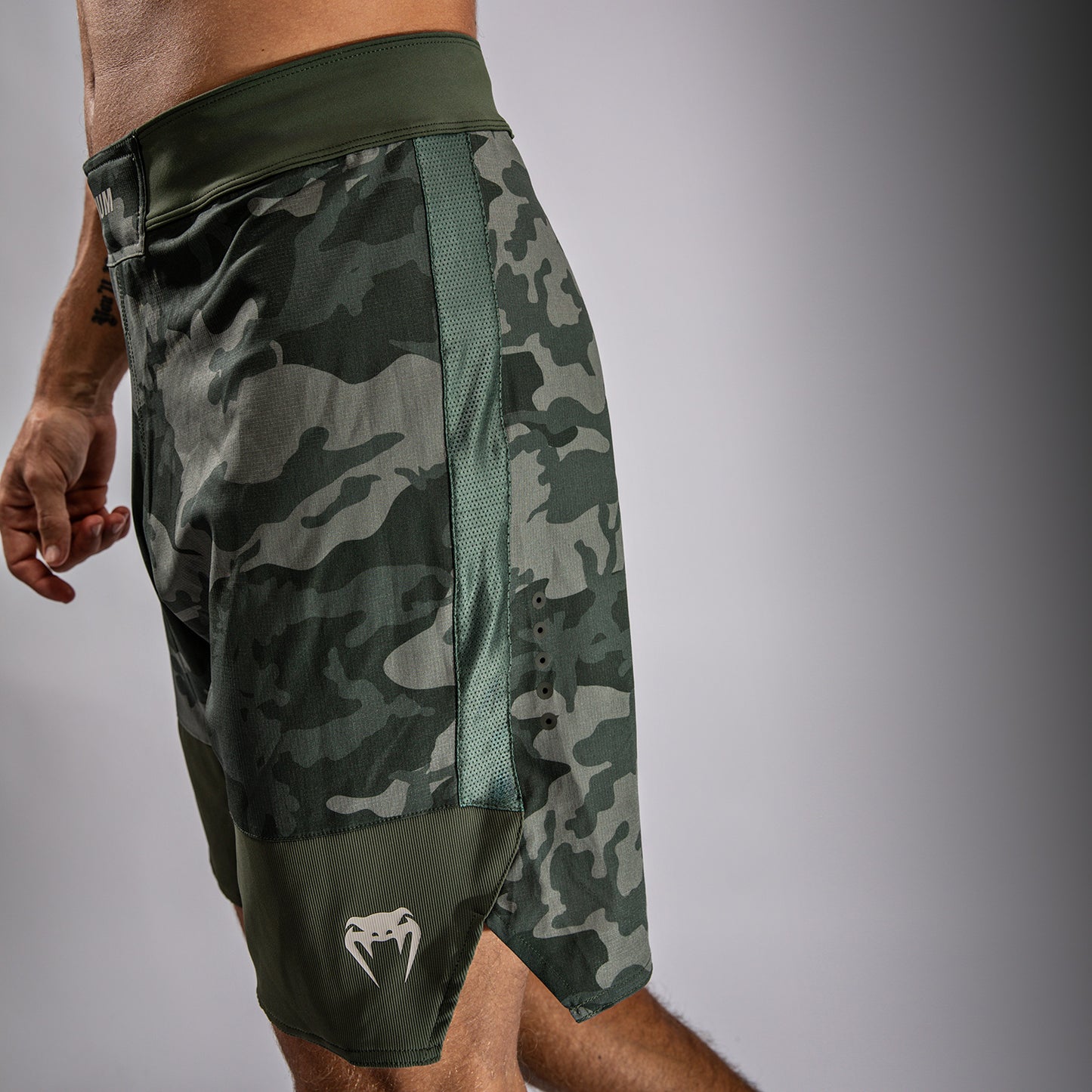 Short de Combat Venum G-Fit Air pour Hommes - Camo Militaire - product-type_Shorts de MMA
