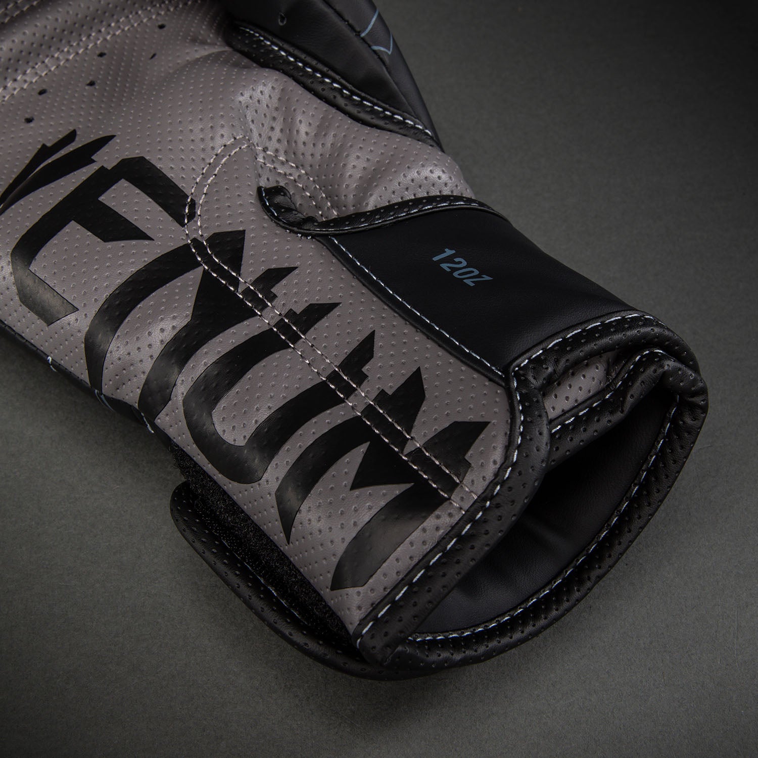 Gants de boxe Venum Thunder Dragon – Noir/Gris/Cuivre - product-type_Gants de boxe