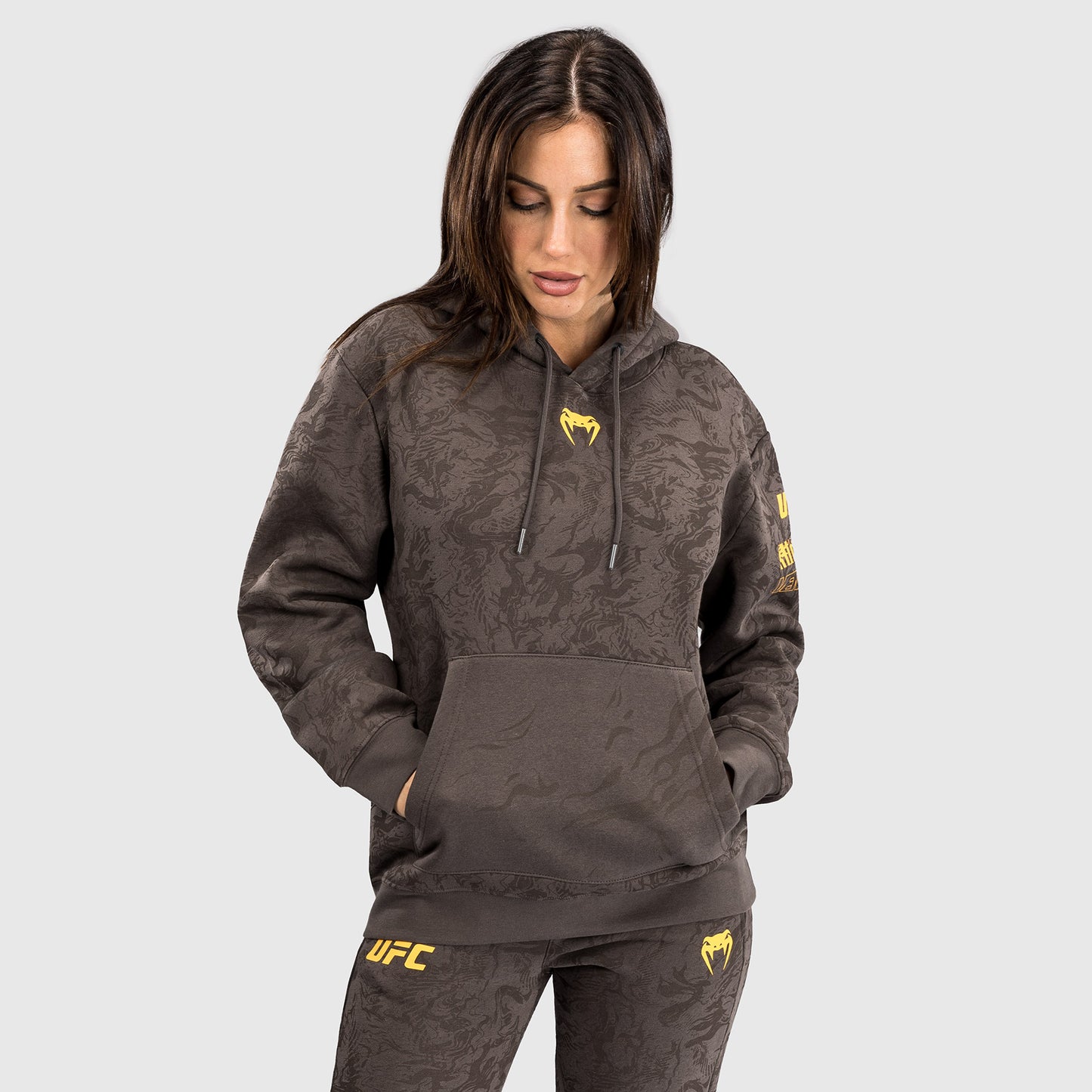 Sweatshirt à Capuche pour Femmes UFC Fusion by Venum Fight Week - Marron Terrestre - product-type_Sweatshirts