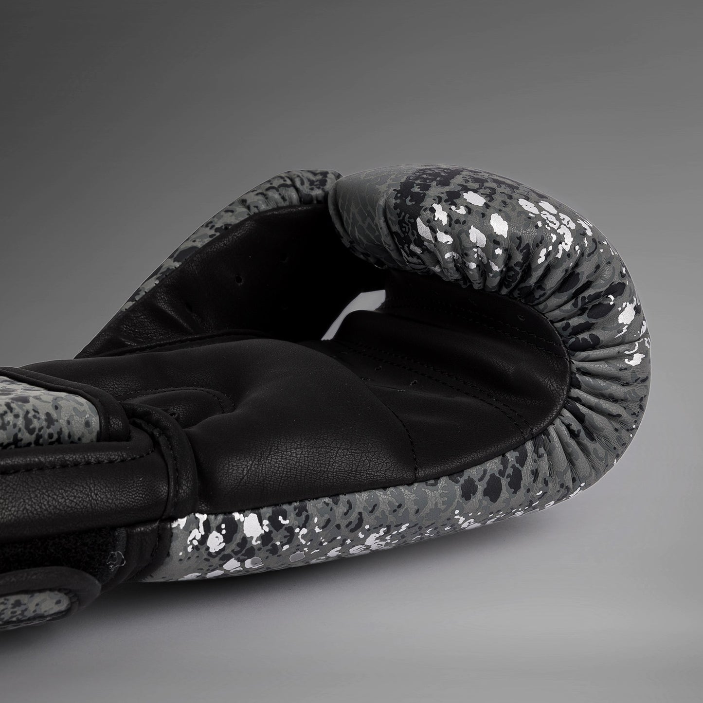 Gants de boxe Venum Amazonia - Gris foncé - product-type_Gants de boxe