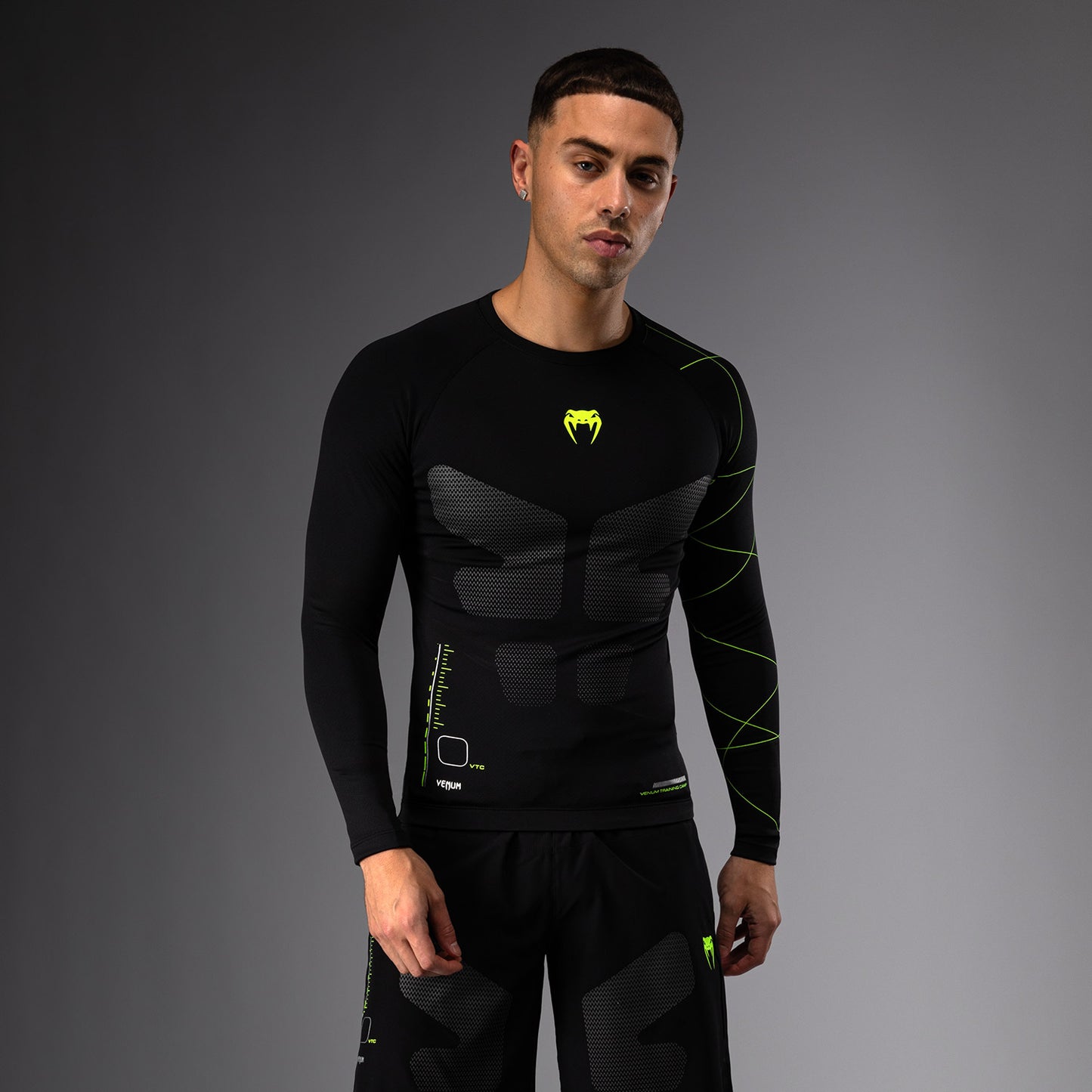 Rashguard Manches Longues Venum Training Camp 4.0 - Noir/Vert fluo - product-type_T-Shirts de Compression