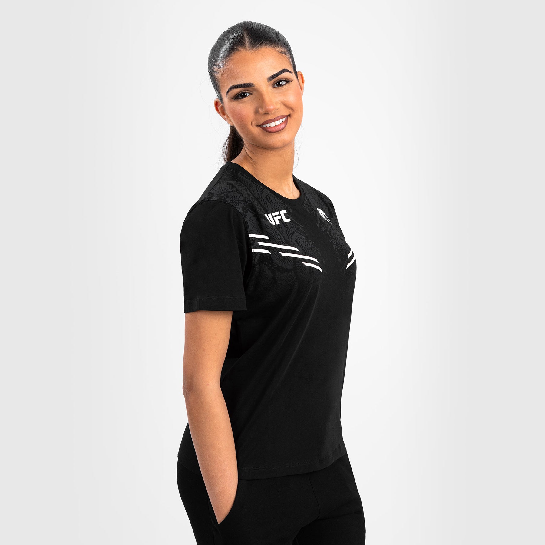 T-shirt à manches courtes pour Femmes UFC Adrenaline by Venum Replica - Noir - product-type_T-Shirts