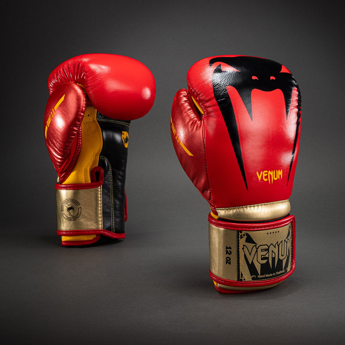 Gants de boxe Venum Giant 3.0 - Rouge/Jaune/Doré - product-type_Gants de boxe