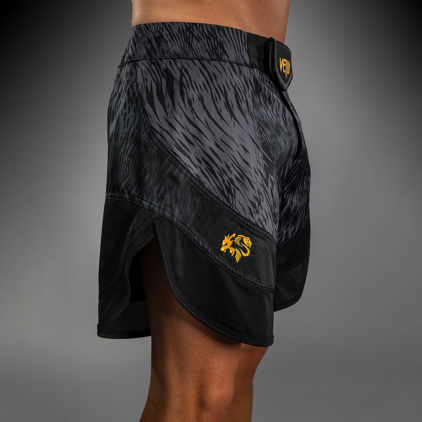 Short de combat Venum x Chimaev - Noir/Gris - product-type_Shorts de MMA