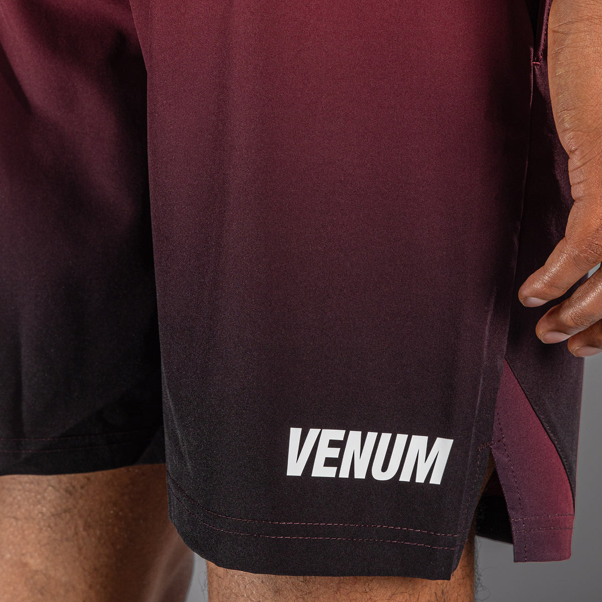 Short d’entraînement Venum Giant Shift - Noir/Rouge