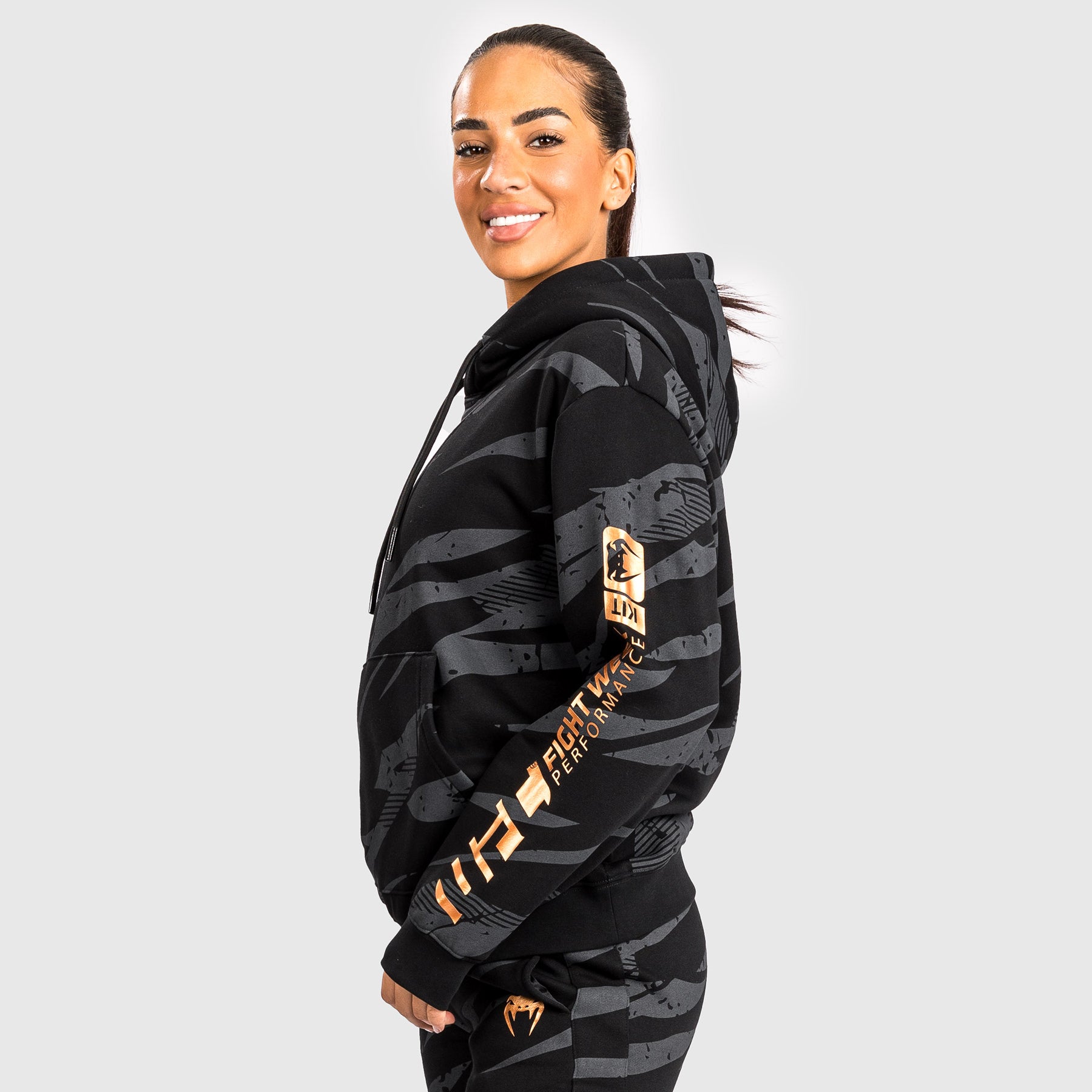 Sweatshirt À Capuche pour Femmes UFC Adrenaline by Venum Fight Week - Urban Camo - product-type_Sweatshirts