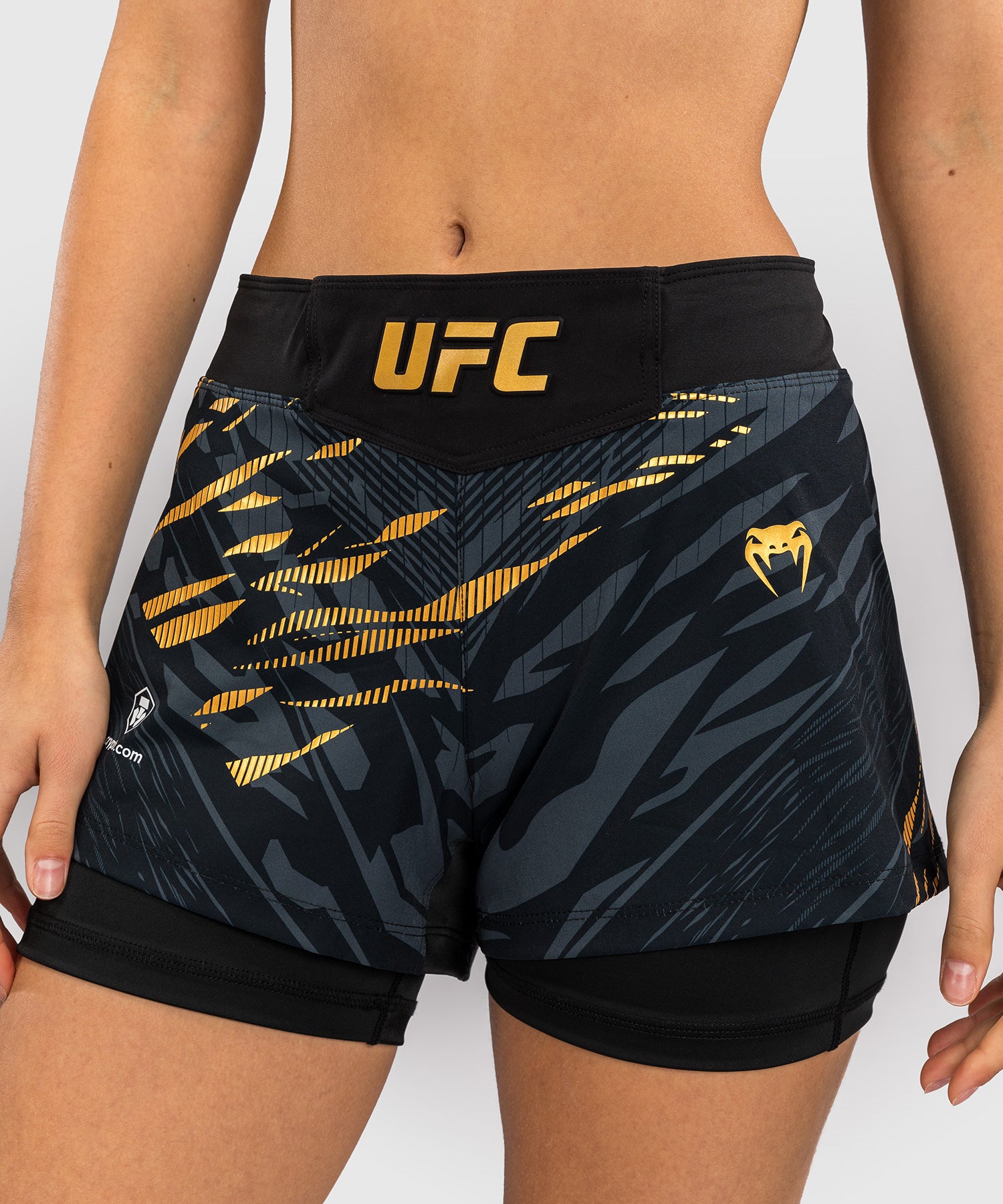 Shorts de Combat pour Femmes UFC Fusion by Venum Authentic Fight Night - Champion - product-type_Shorts de MMA